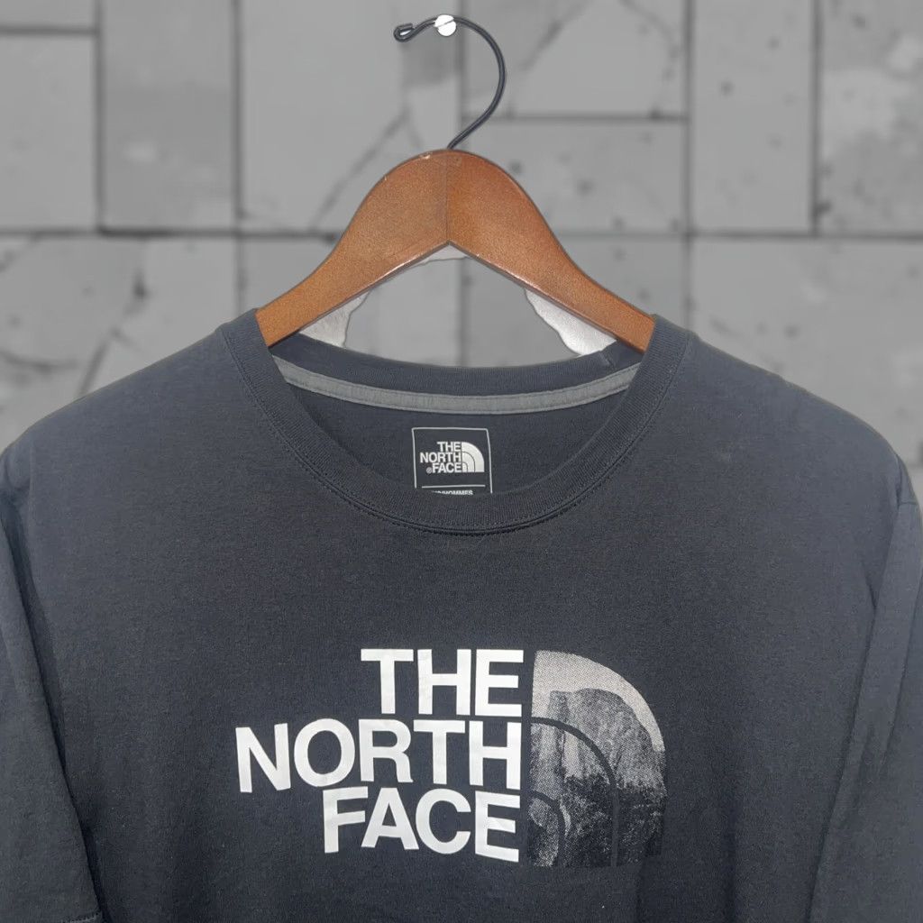 The North Face The North Face Logo T-Shirt Mens Size M Gray Size US M / EU 48-50 / 2 - 1 Thumbnail