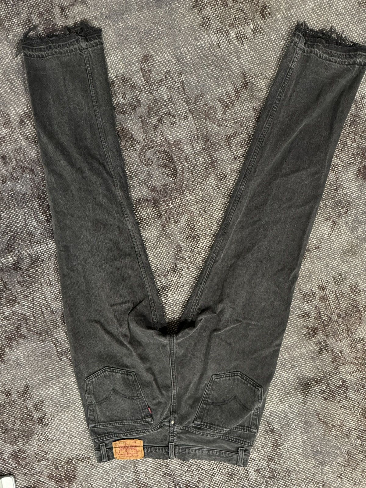 Levi's Vintage Levi black denim with distressed hem Size US 32 / EU 48 - 7 Thumbnail