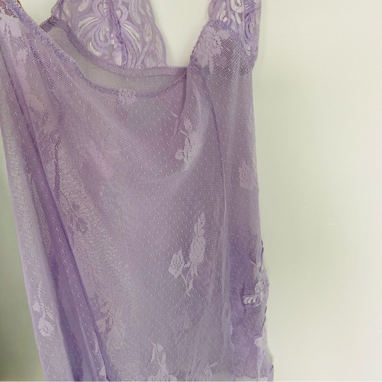 Free People NEW VICTORIAS SECRET Lavender Purple Sheer Lace Slip Dress Size S / US 4 / IT 40 - 5 Thumbnail