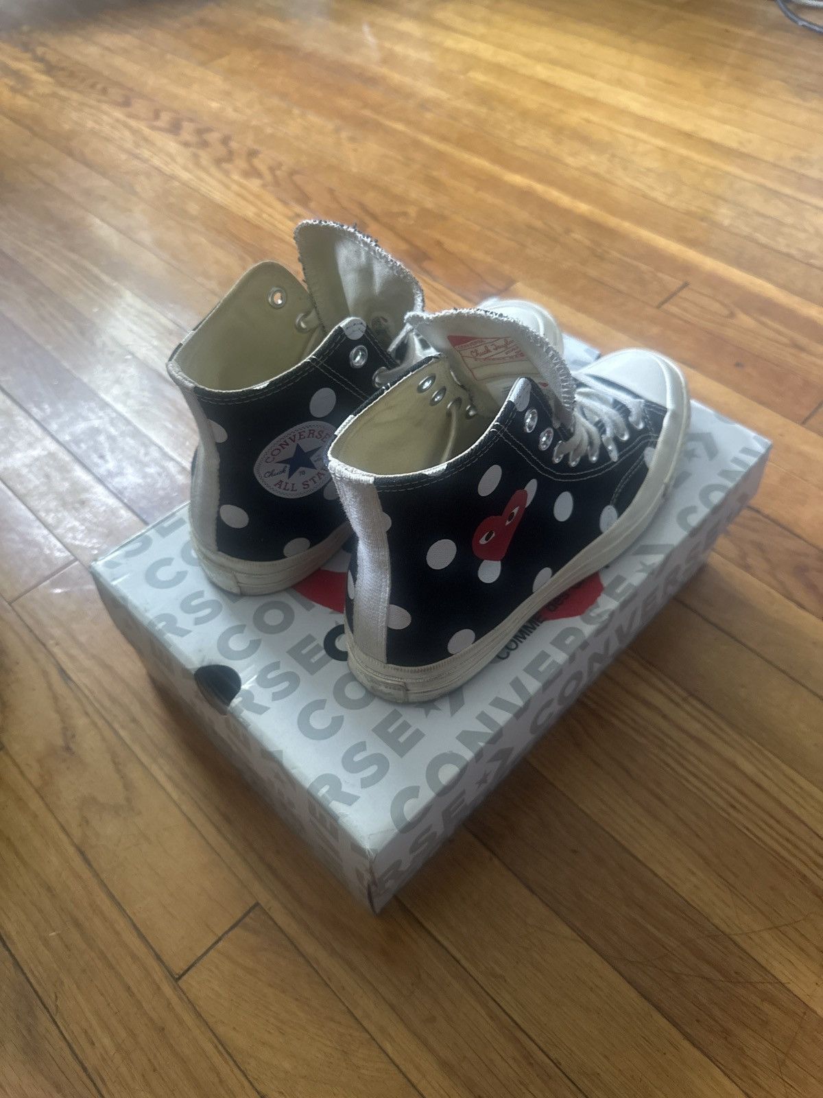 Comme des Garcons PLAY × Converse Black with white polka dot converse hi Size US 9 / IT 39 - 3 Thumbnail