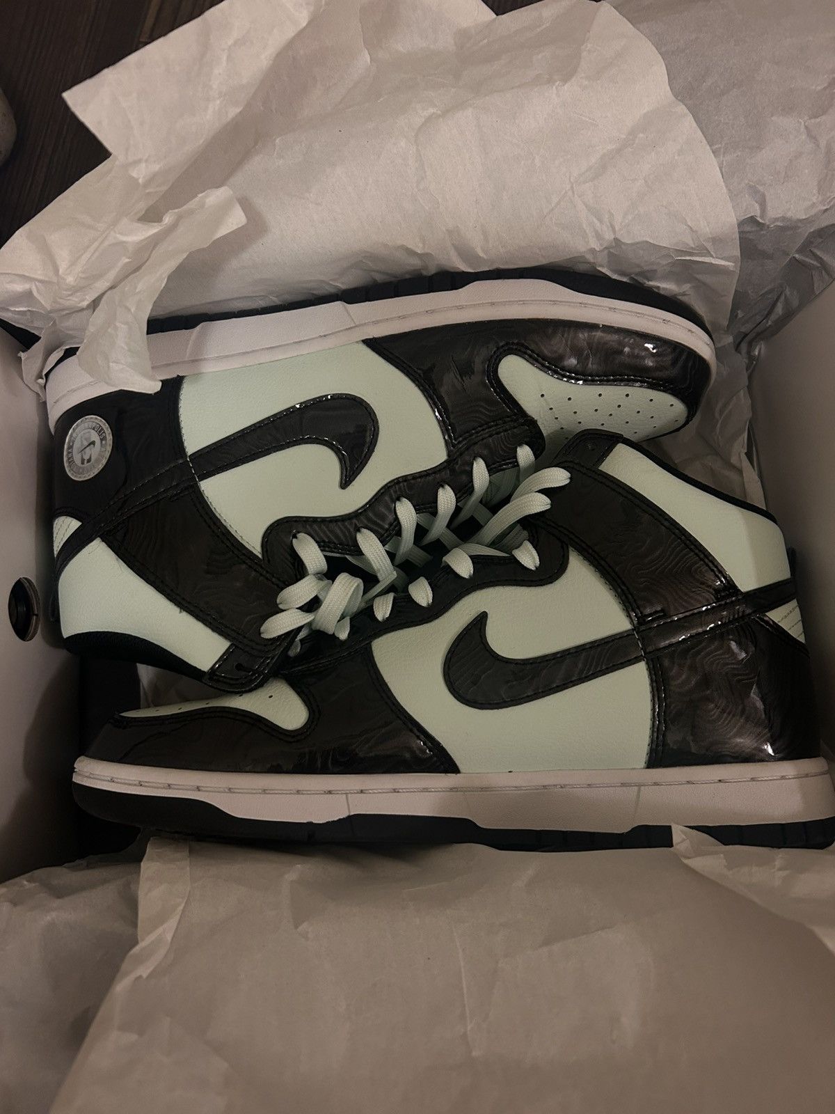 Nike Nike Dunks High - barely green and black Size US 10 / EU 43 - 7 Thumbnail