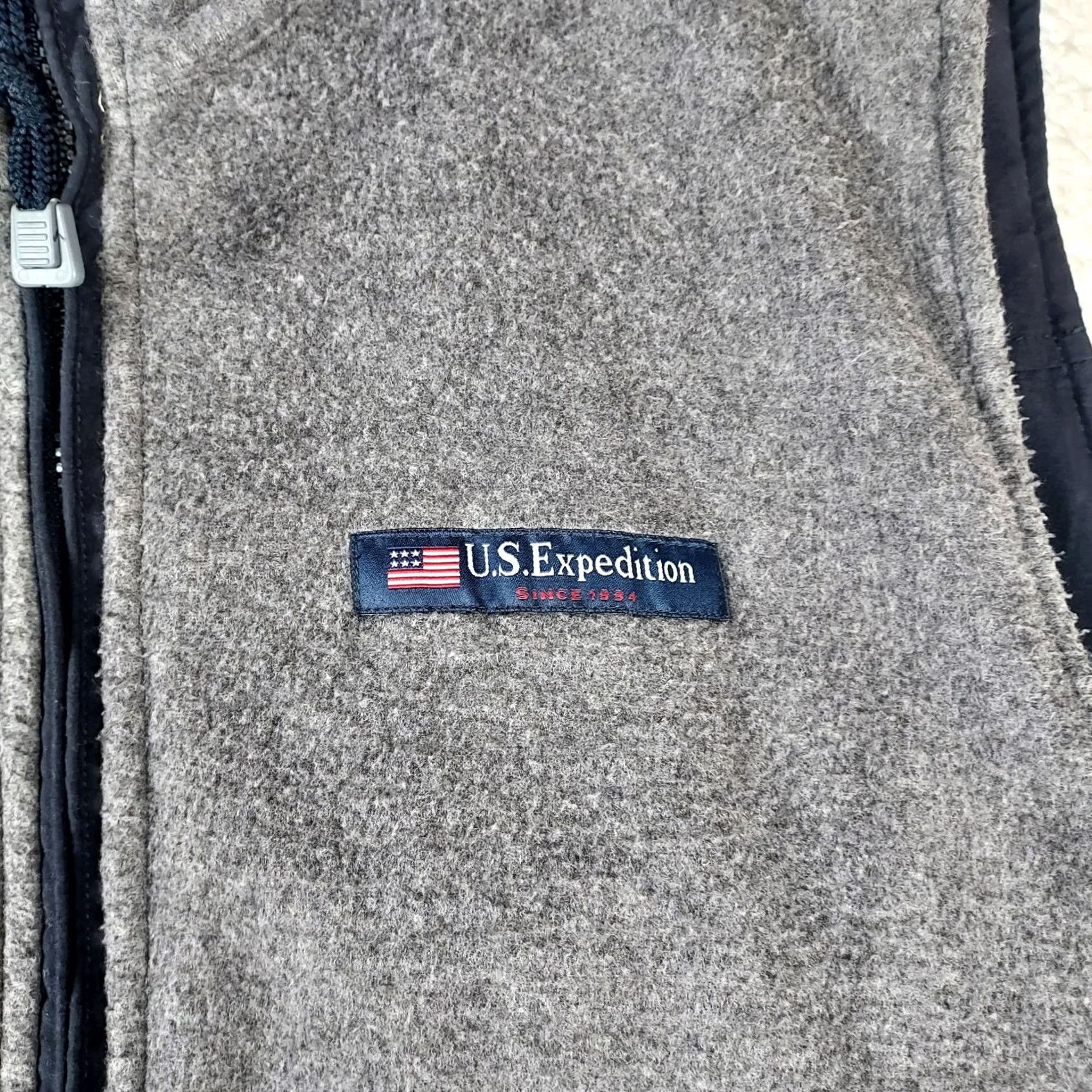 Vintage Grays US Expedition Vest Mens Large Reversible Navy Shell Gray Fleece Full Zip Outdoor Size US L / EU 52-54 / 3 - 4 Thumbnail