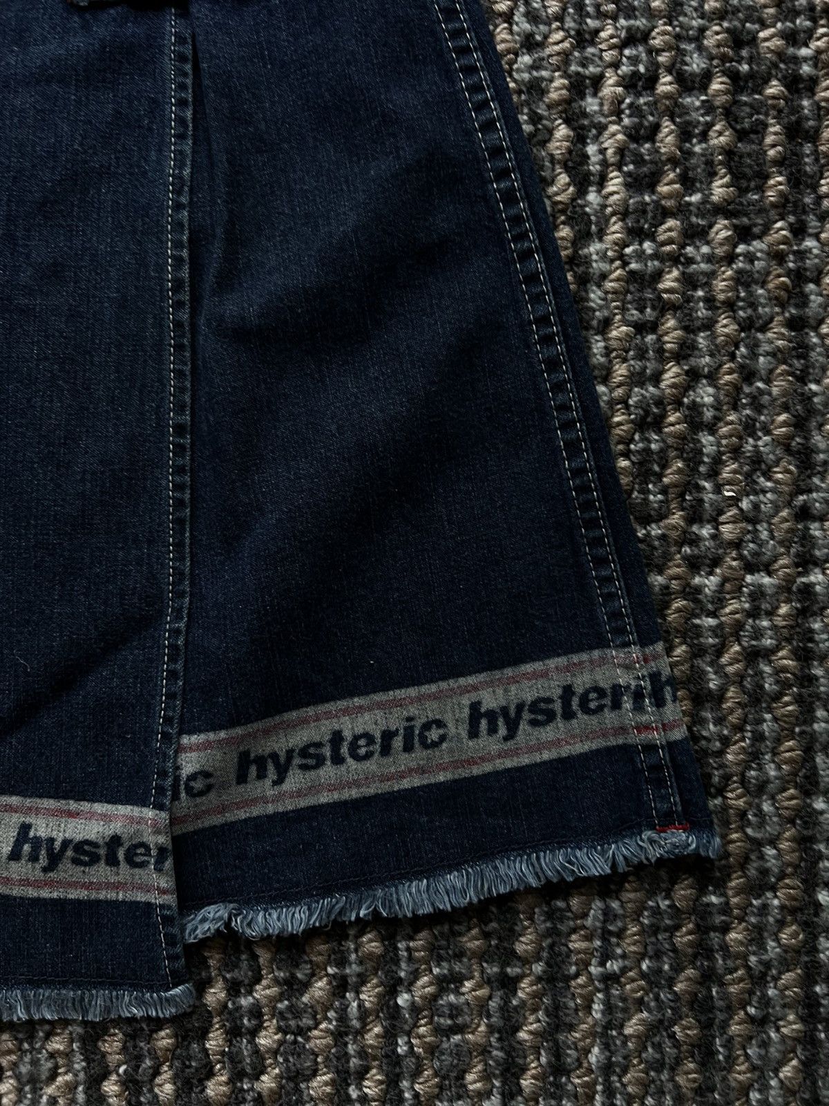 Hysteric Glamour Hysteric Glamour Spellout Denim Jeans Skirt Y2K Archive Size 26" / US 2 / IT 38 - 2 Thumbnail