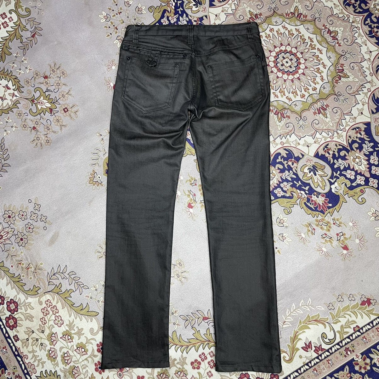 Katharine Hamnett London A20 Katharine Hamnett London Dark Brown Coated Jeans Size US 30 / EU 46 - 2 Thumbnail