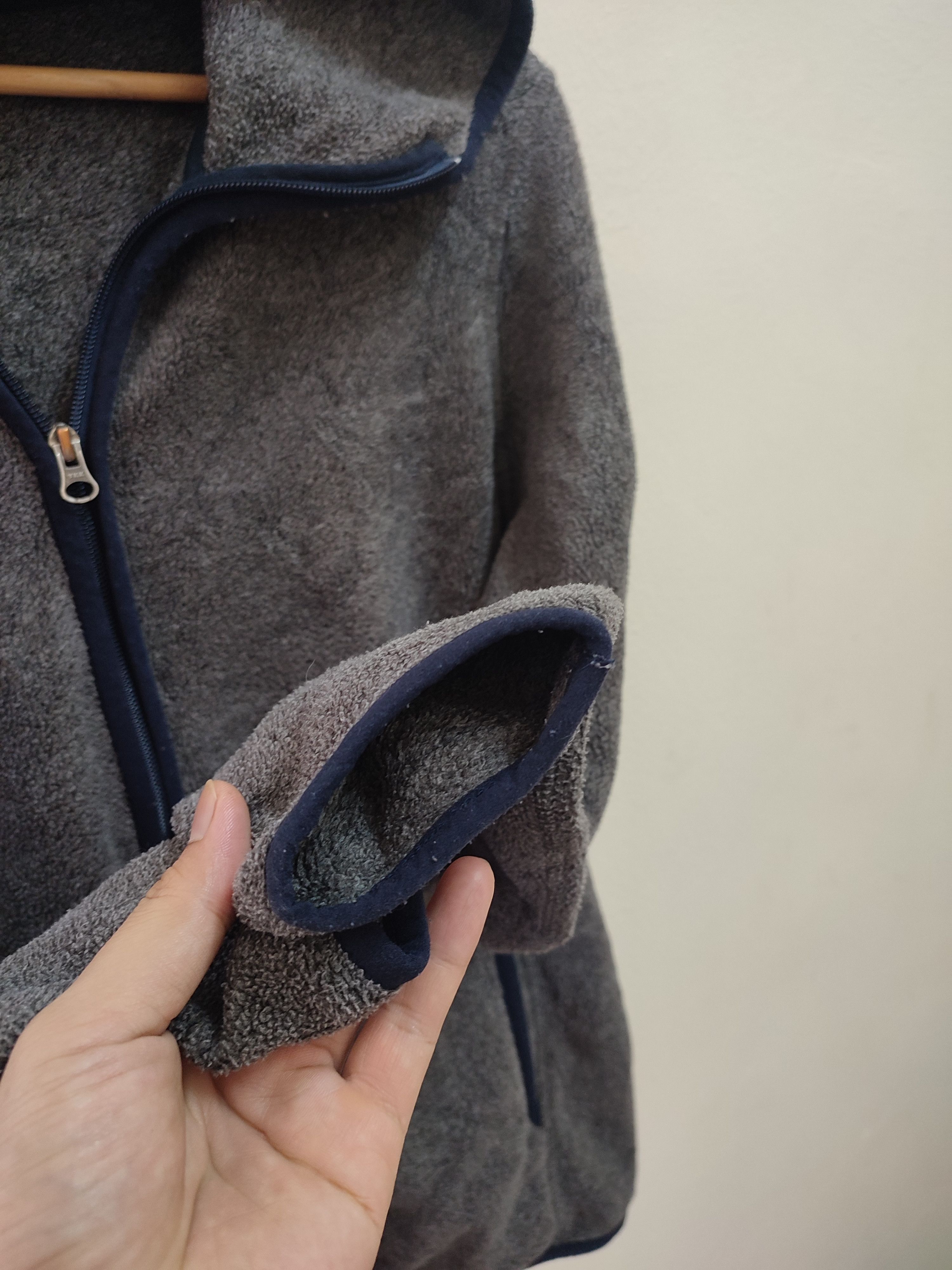 Uniqlo Uniqlo Fleece Zip Up Hoodie jackets Size US M / EU 48-50 / 2 - 8 Thumbnail