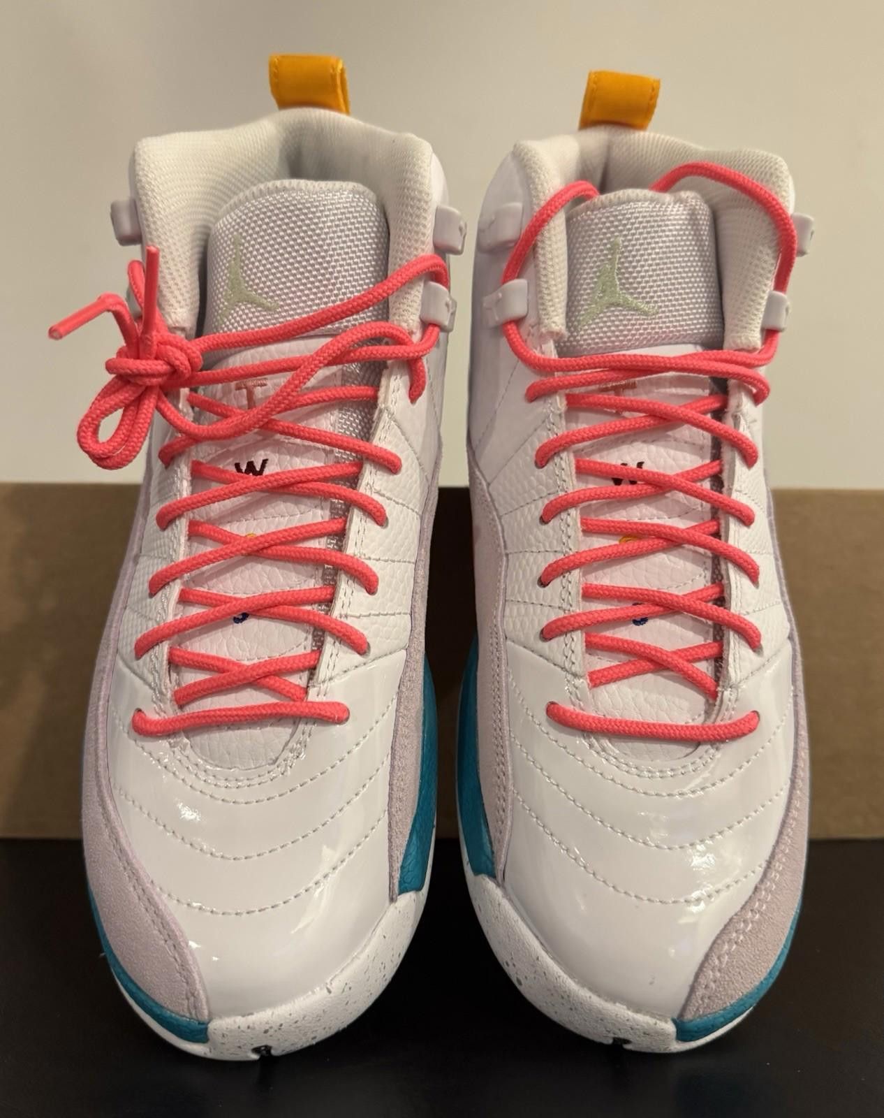 Jordan Brand Jordan Air Jordan 12 Retro GS 'White/Vapor Green' Size 4Y Size US 5 / EU 37 - 4 Thumbnail