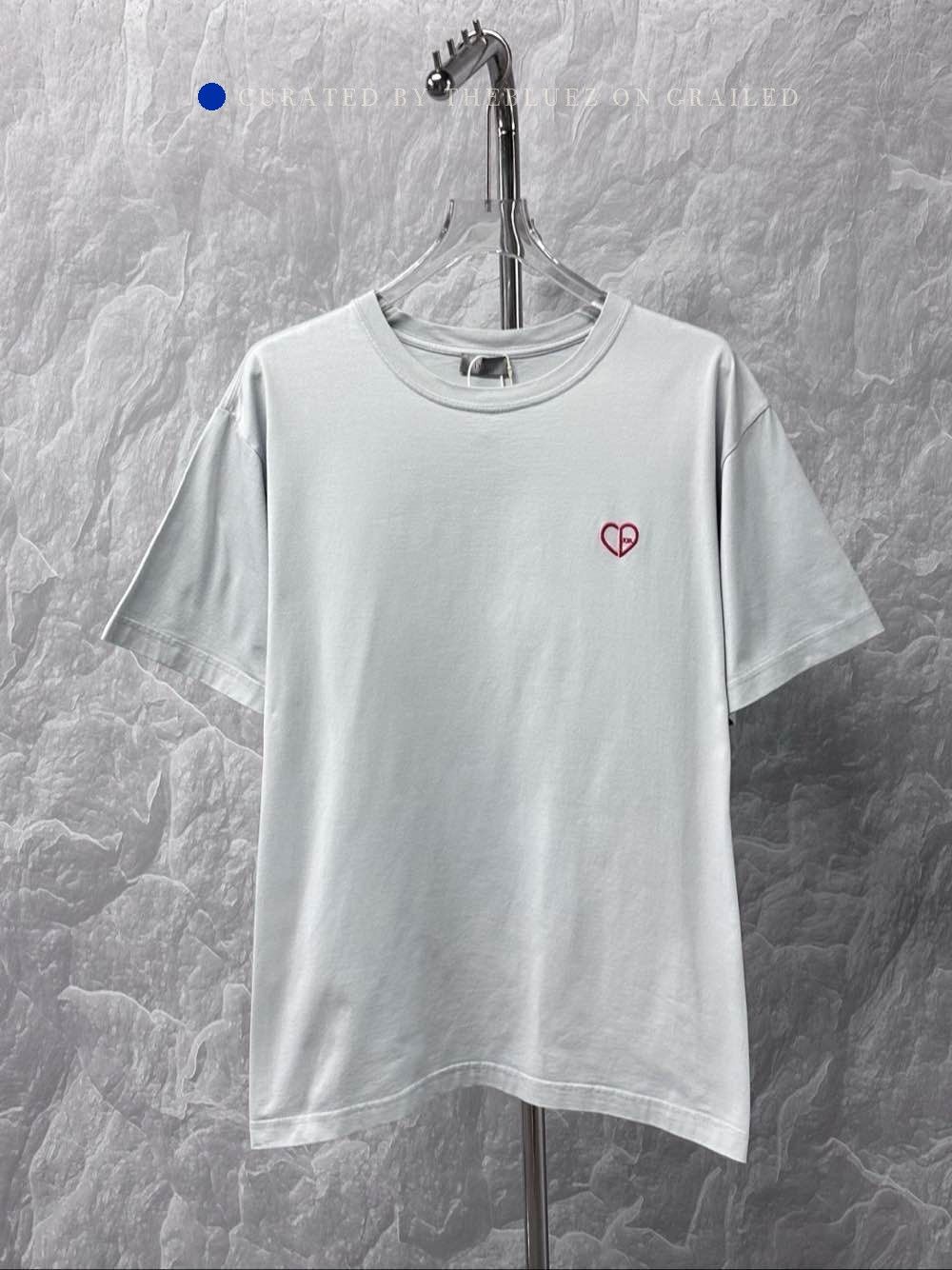 Dior Heart Logo Embroidered T-Shirt in White Size US XXL / EU 58 / 5 - 1 Thumbnail