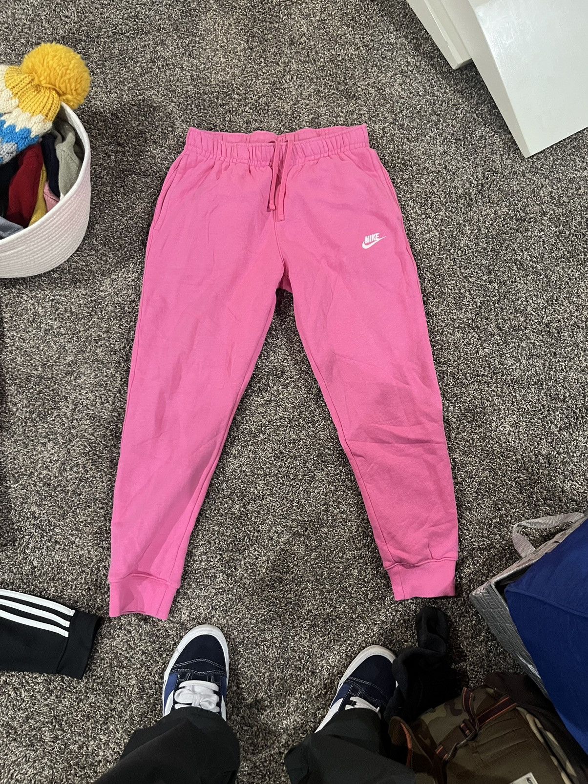 Nike pink nike sweats Size US 38 / EU 54 - 1 Thumbnail