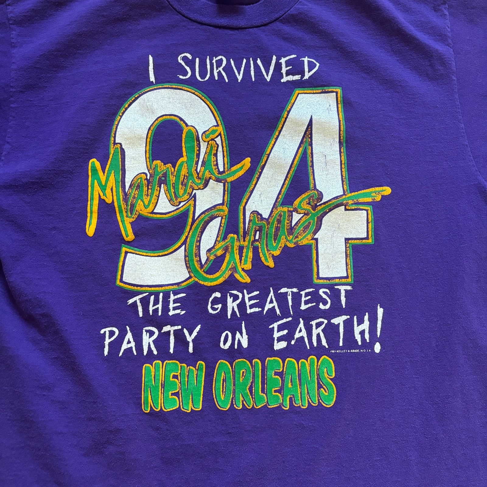 Jerzees Vintage 1994 "I Survived Mardi Gras" purple Tshirt XL 90s Size US XL / EU 56 / 4 - 3 Thumbnail