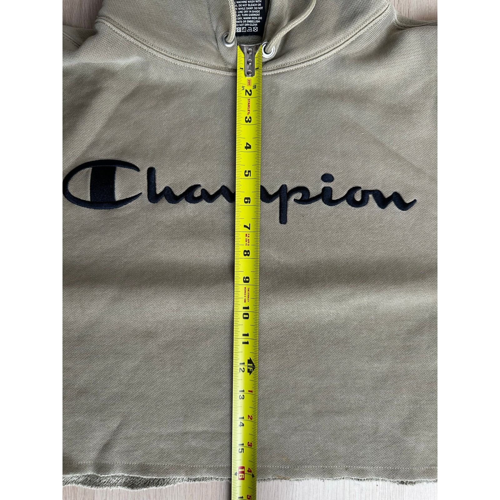 Champion Champion Cropped Beige Hoodie Women’s Size L Large Logo Size L / US 10 / IT 46 - 4 Thumbnail