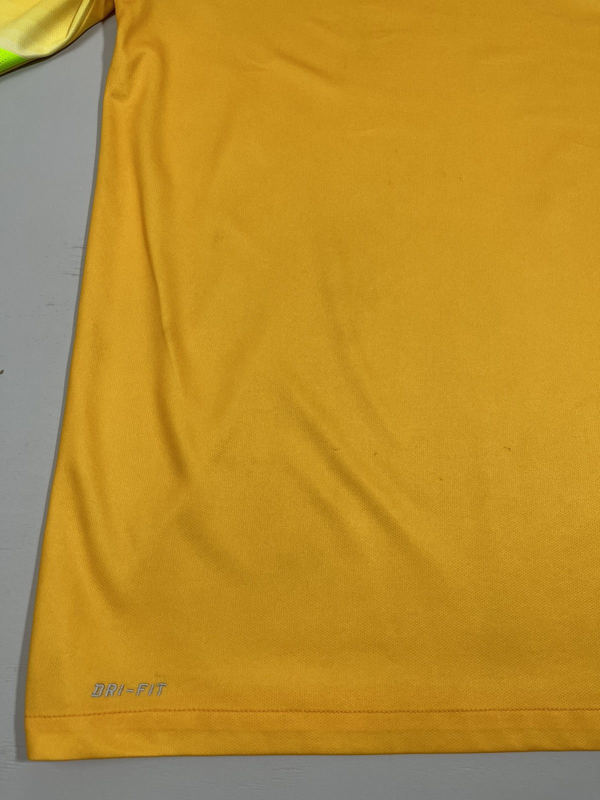 Nike Nike England Team Goalkeeper Soccer Jersey 2014 Blokecore Size US L / EU 52-54 / 3 - 12 Thumbnail