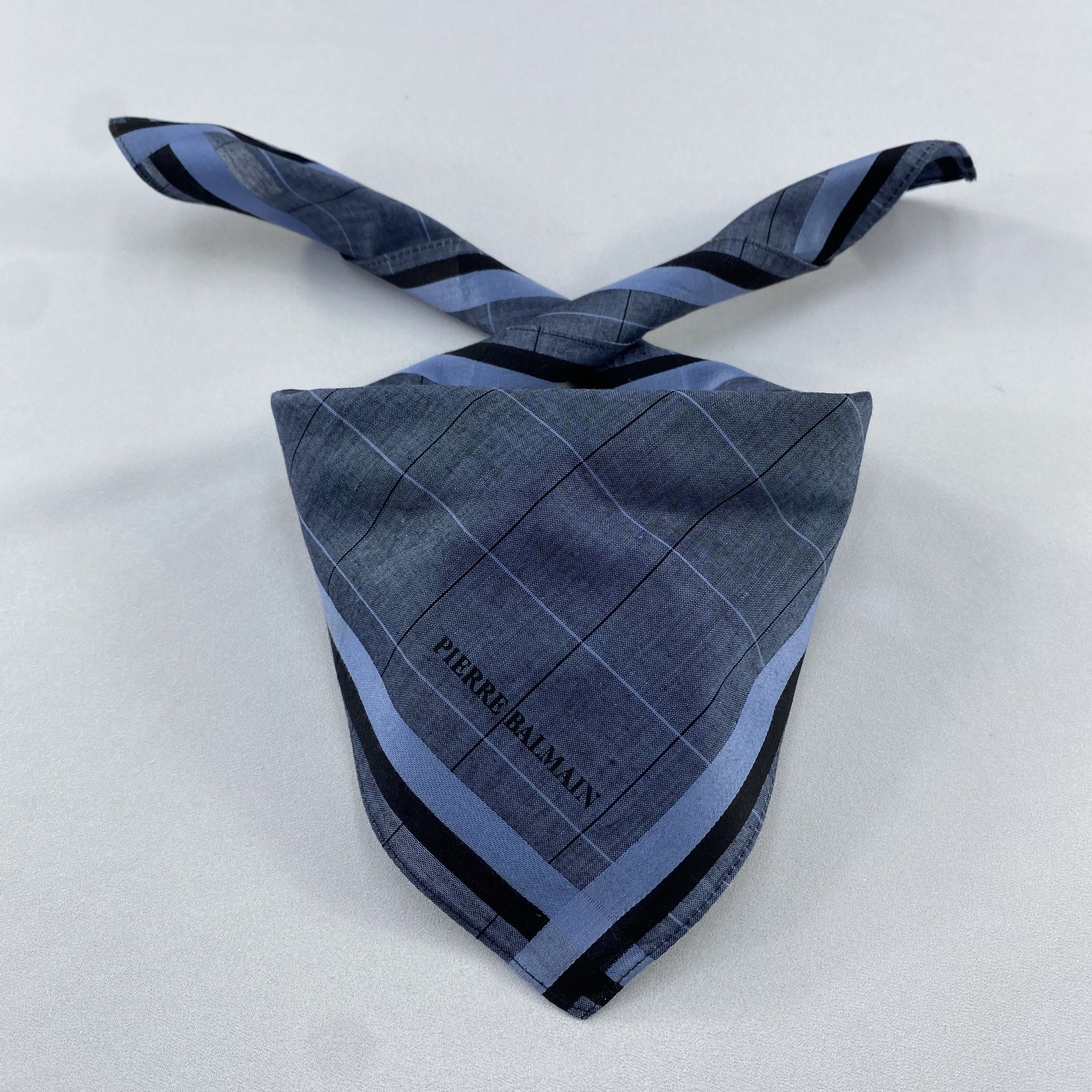Pierre Balmain Pierre Balmain Handkerchief / Bandana / Neckerchief C901 Size ONE SIZE - 2 Thumbnail