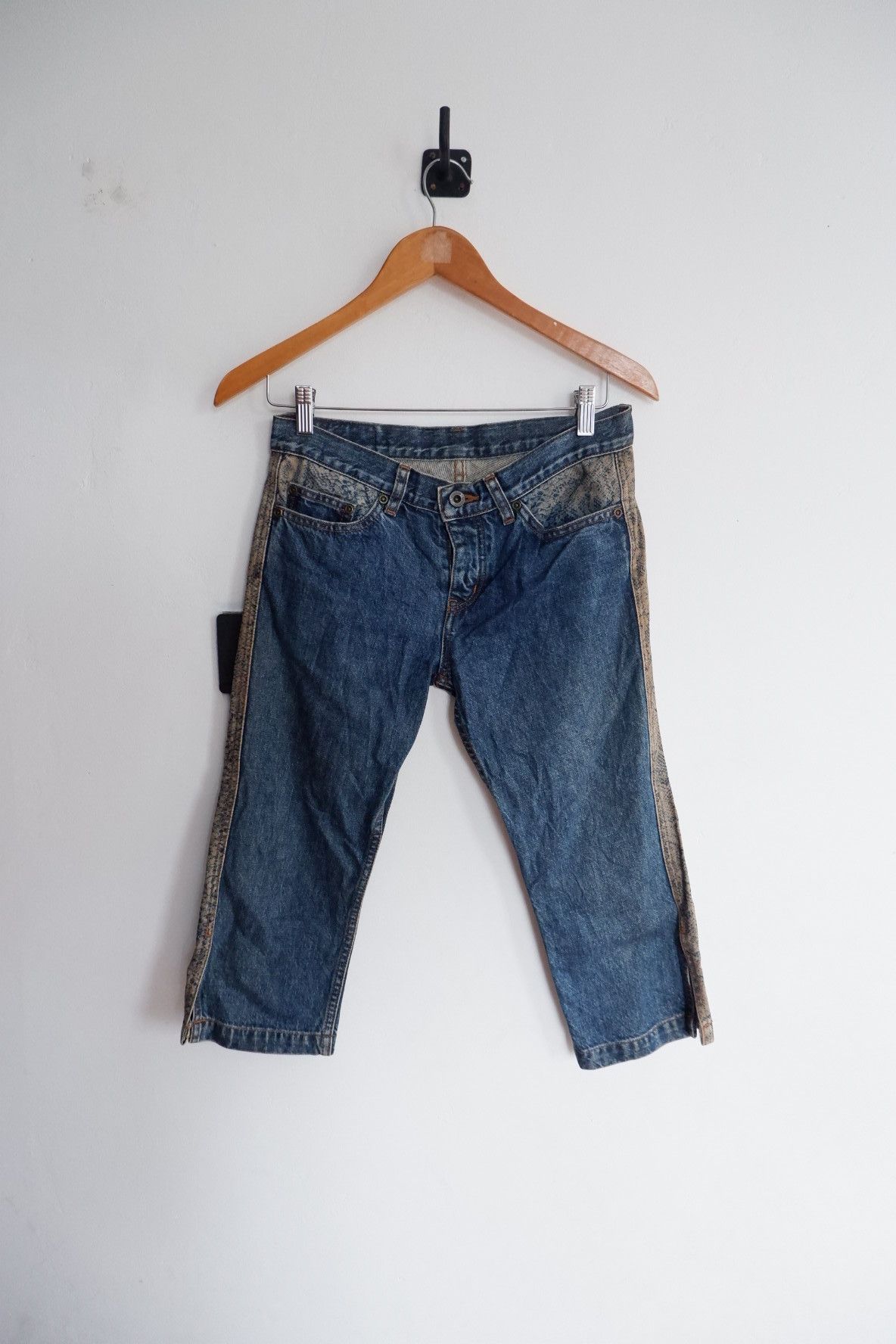 Hysteric Glamour Y2K Hysteric Glamour Snake Paneled Shorts 7/8 Denim Size US 28 / EU 44 - 1 Thumbnail