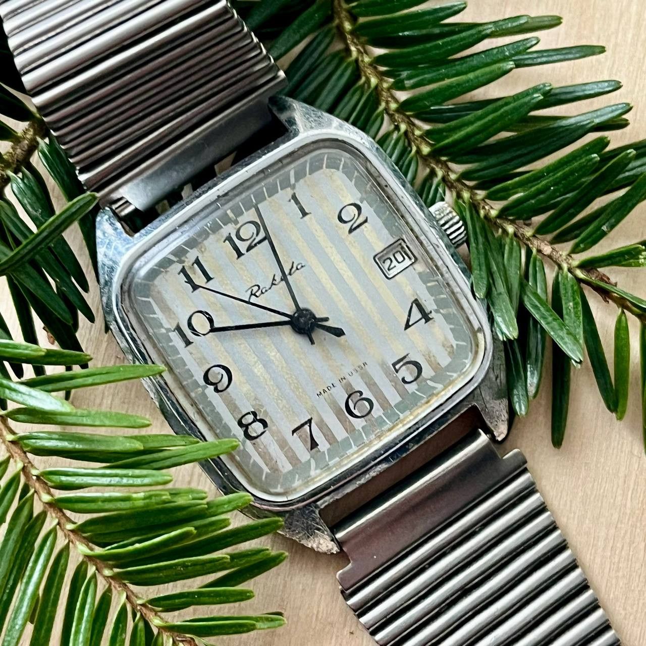 Vintage Raketa Wristwatch USSR Mechanical Size ONE SIZE - 4 Thumbnail