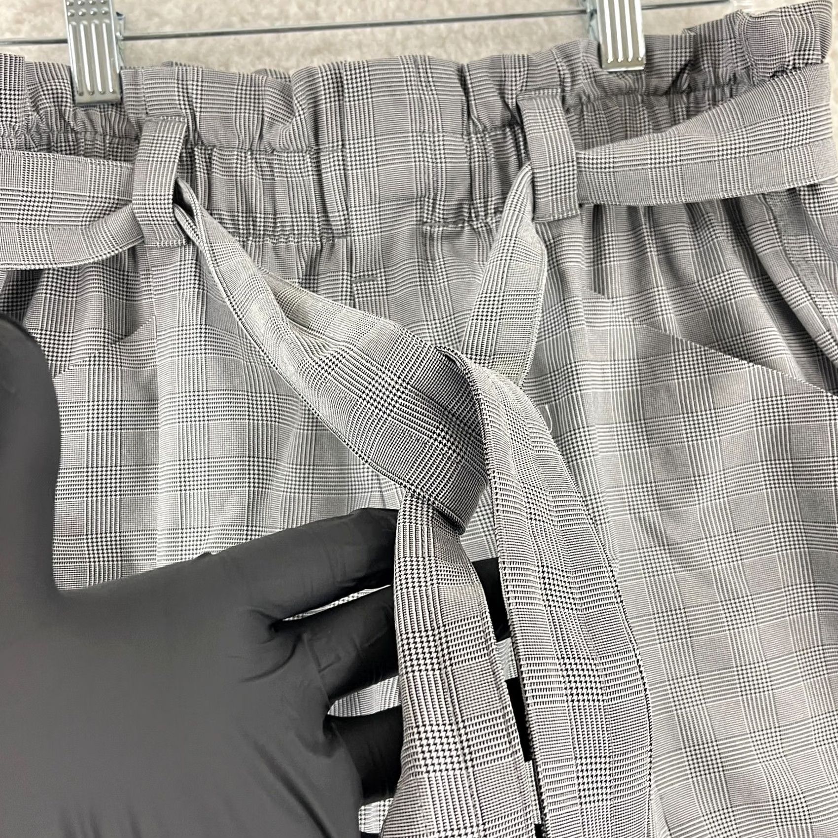 Athleta Athleta Black White Plaid Skyline Pants Womens Pull On Belted Mid-Rise Size 2 Tapered Fit, 26.5 Inseam, 28 in Waist, 90s City College style Size 26" / US 2 / IT 38 - 6 Thumbnail