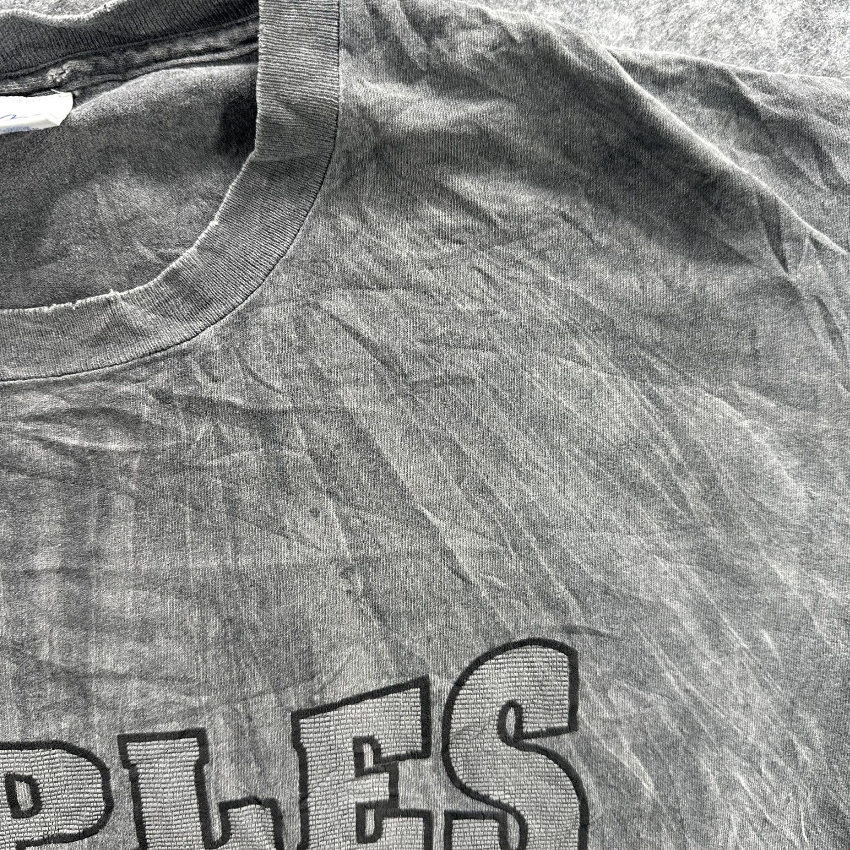 Vintage VINTAGE Naples Shirt Mens XL Gray USA Made Single Stitch Graphic 90s TM MB Activewear T-Shirt Short Sleeve Crew Neck Cotton Graphic Print Travel Mens Size US XL / EU 56 / 4 - 5 Thumbnail
