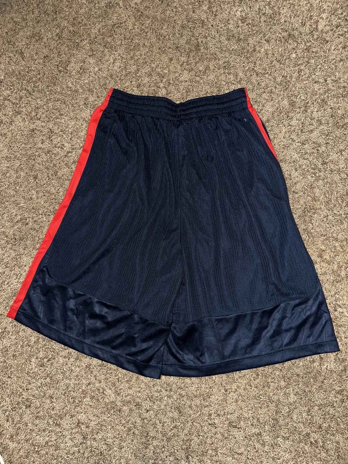 Nike Nike Men’s Team USA Fit Dry 2009 Basketball Shorts VINTAGE Size US 30 / EU 46 - 9 Thumbnail