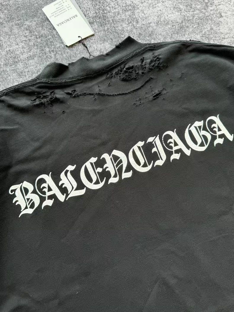 Balenciaga Balenciaga Back Sanskrit logo destruction short sleeve bla Size US M / EU 48-50 / 2 - 5 Thumbnail