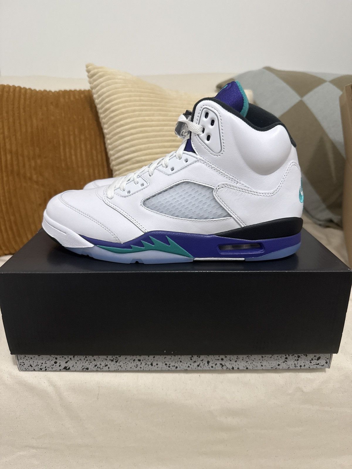 Jordan Brand Jordan 5 Retro Grape (2025) Size US 10 / EU 43 - 5 Thumbnail