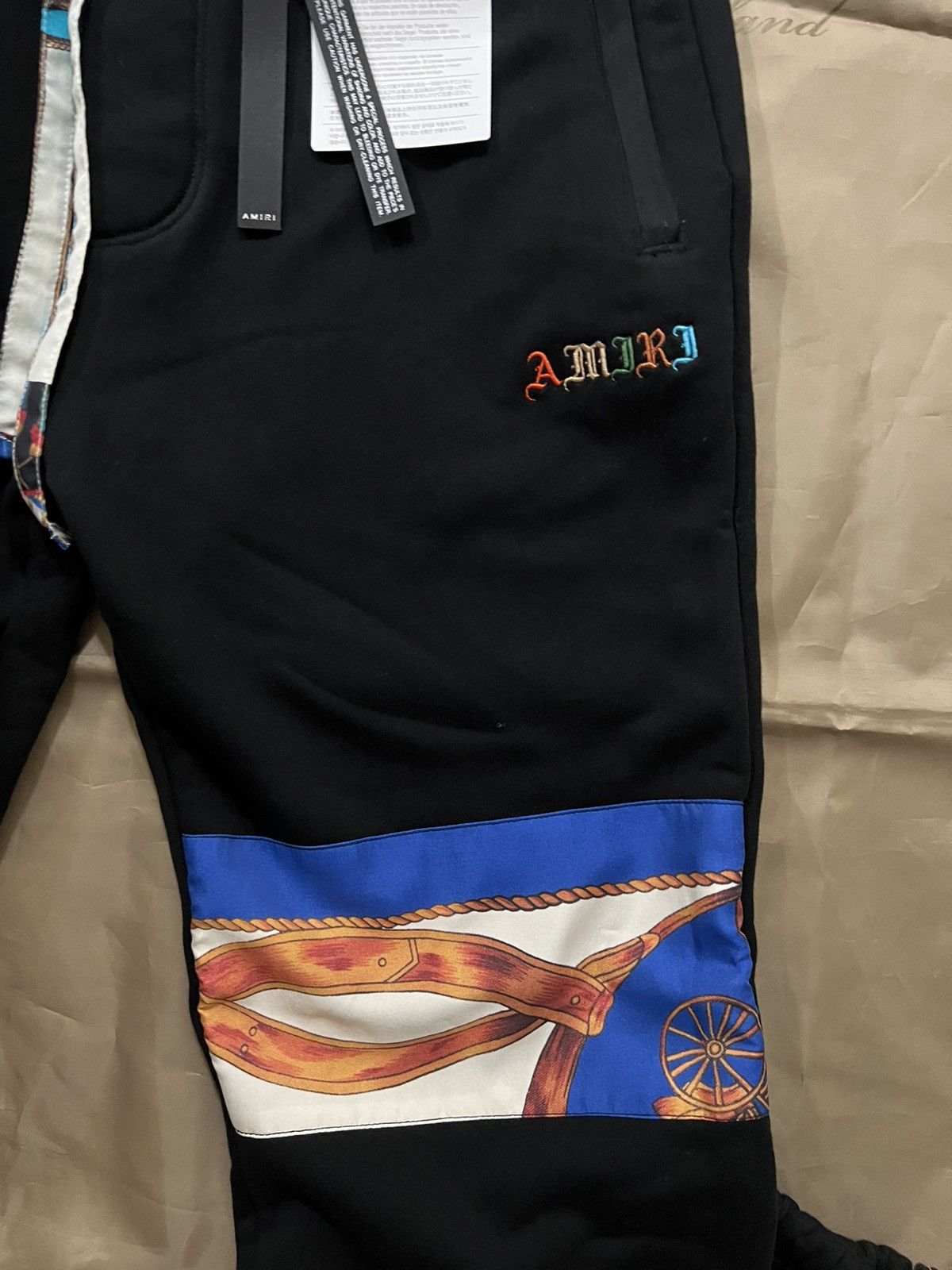 Amiri AMIRI SWEATPANTS WITH LOGO size XL Size US 36 / EU 52 - 2 Thumbnail