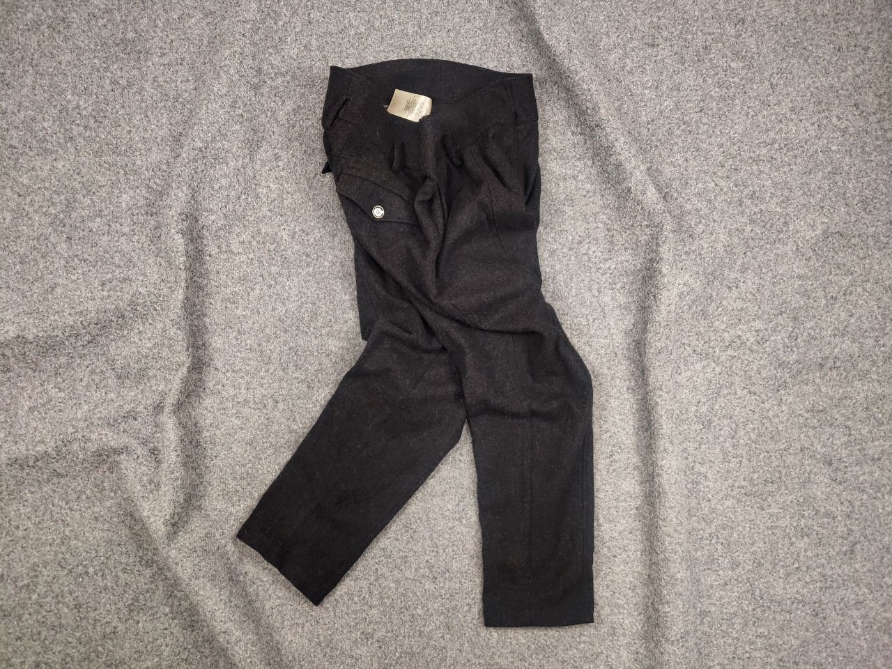Burberry Brit Design Classic Gray Wool Cropped women Pants