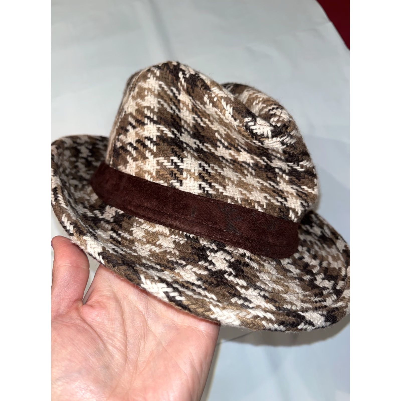 Vintage VINTAGE FEDORA Brown Plaid Houndstooth Detective HAT Checkered Woven Gangster Mobster OS Size ONE SIZE - 4 Thumbnail