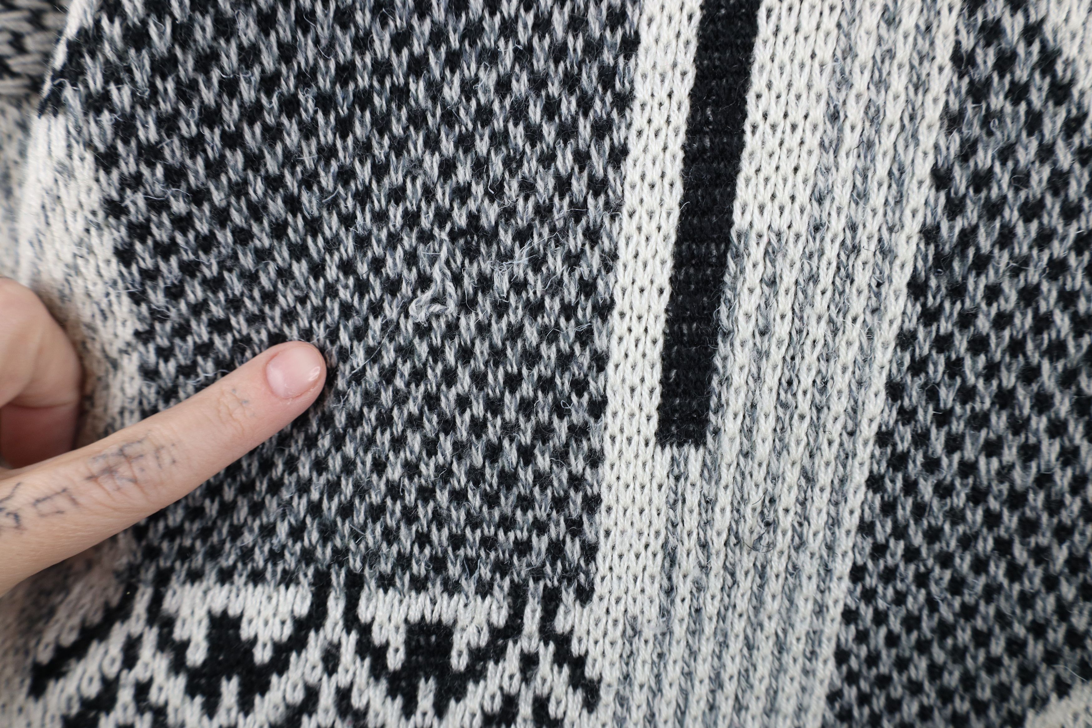 Vintage Vintage 90s Coogi Style Geometric Knit Crewneck Sweater Size US XL / EU 56 / 4 - 5 Thumbnail