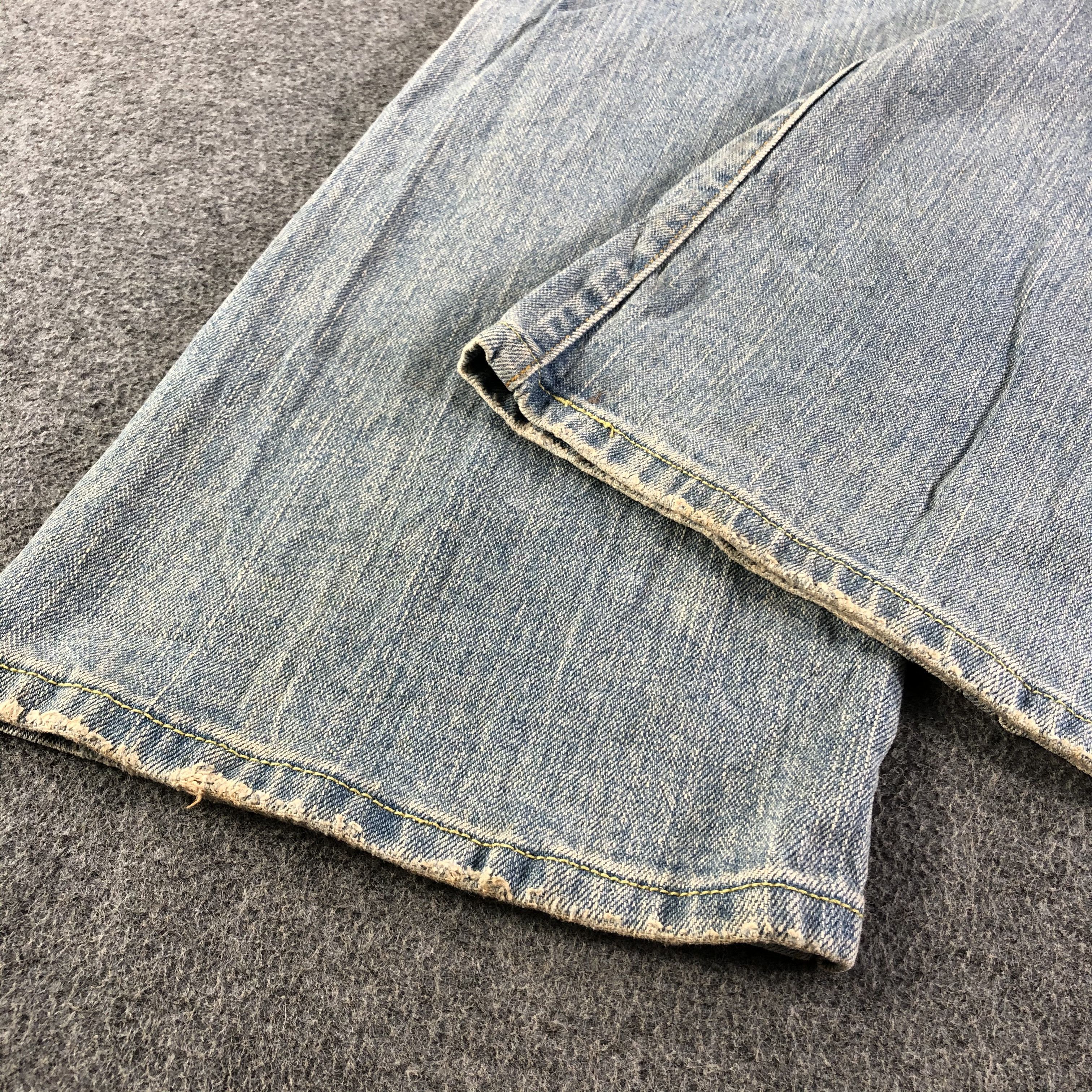 Levi's Vintage Levis 513 Jeans-J3042 Size US 37 - 6 Thumbnail