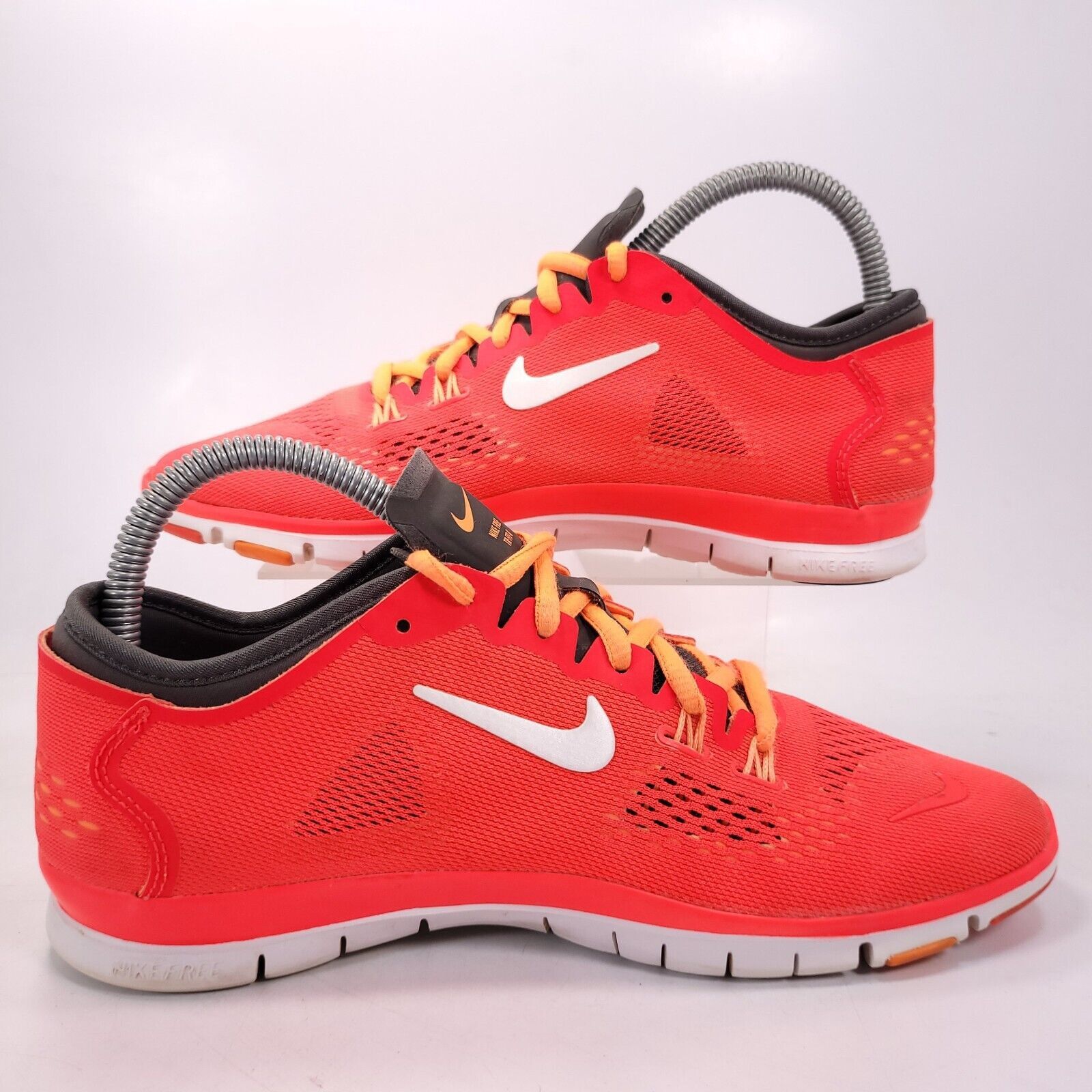 Nike Nike Free TR Fit 4 Shoe Womens Size 7.5 629832-618 Red White Size US 7.5 / IT 37.5 - 6 Thumbnail