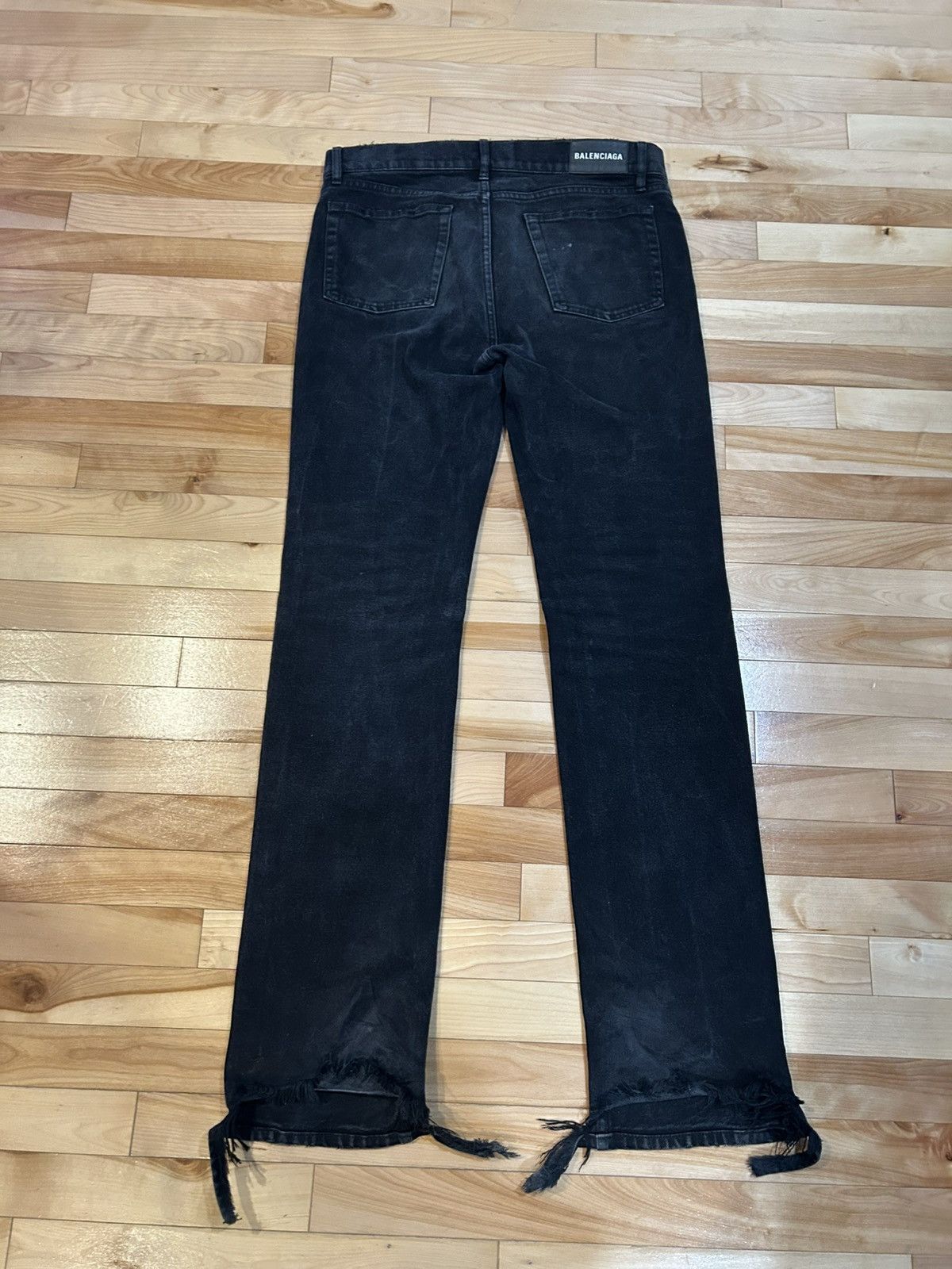 Balenciaga Balenciaga flared jeans Size US 33 - 2 Thumbnail