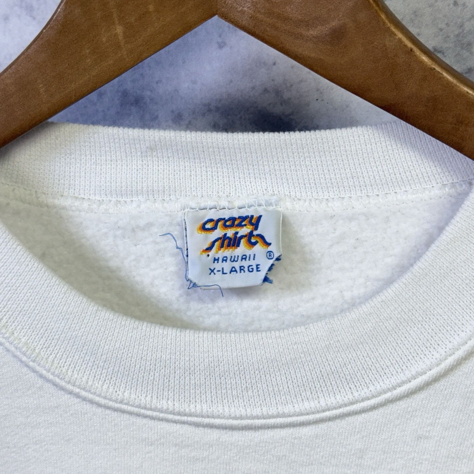 Vintage Vintage Crazy Shirts Kauai Crew Neck Sweatshirt Mens XL 26x2 Size US XL / EU 56 / 4 - 5 Thumbnail