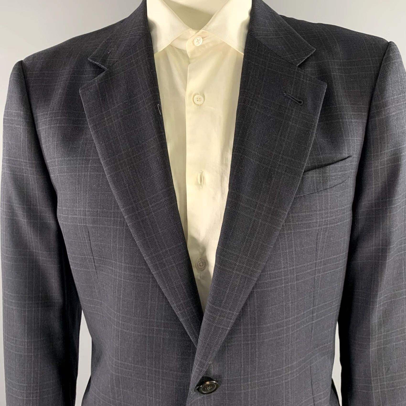Armani ARMANI COLLEZIONI Sport Coat Size 44 Navy Plaid Wool Notch Lapel Size US S / EU 44-46 / 1 - 2 Thumbnail