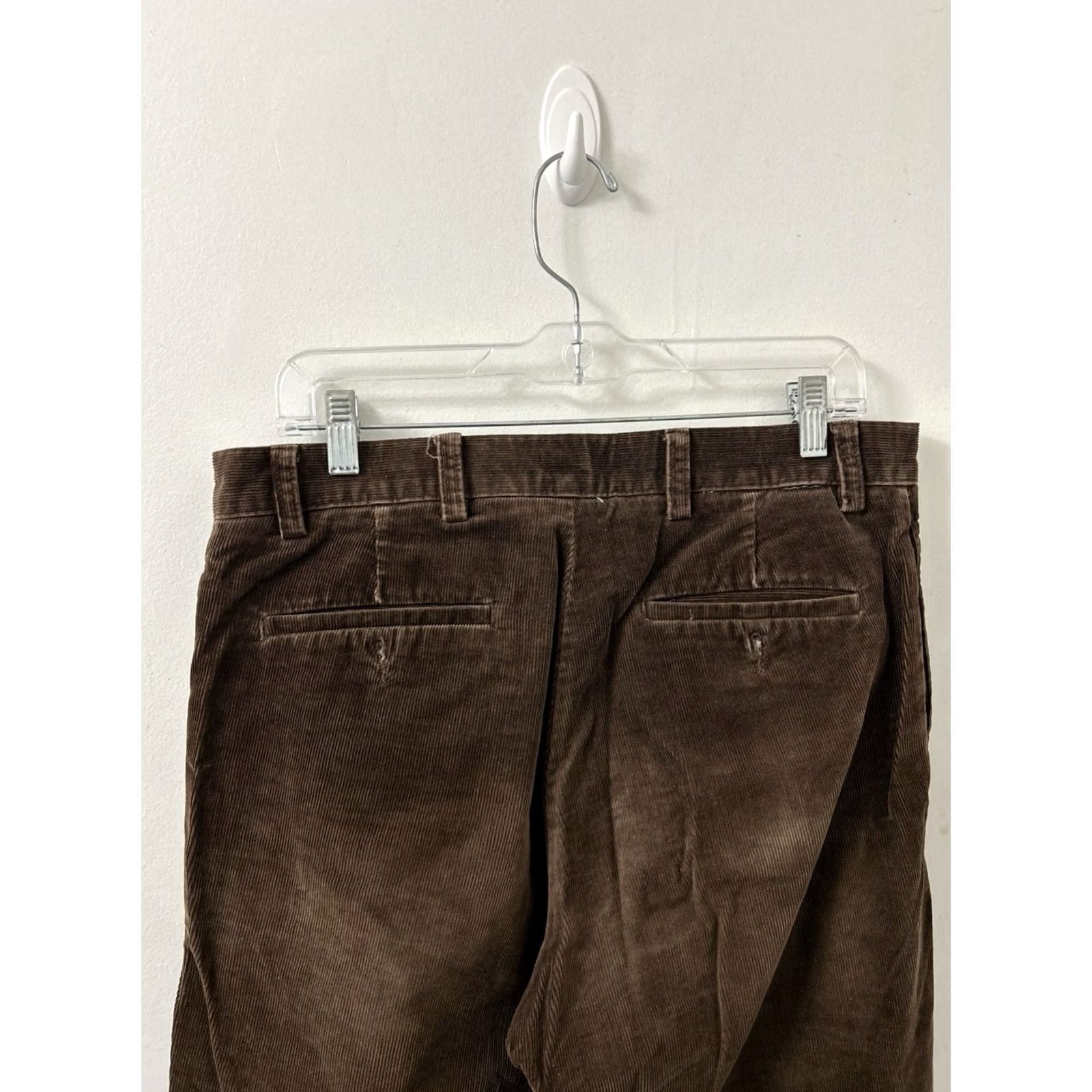 Dockers VINTAGE Dockers Corduroy Pants Mens 32x30 Brown Finewale Flat Front Classic Fit Brown Corduroy Pants Mens 32 Regular Straight Leg 5-Pocket Dockers Size US 32 / EU 48 - 6 Thumbnail