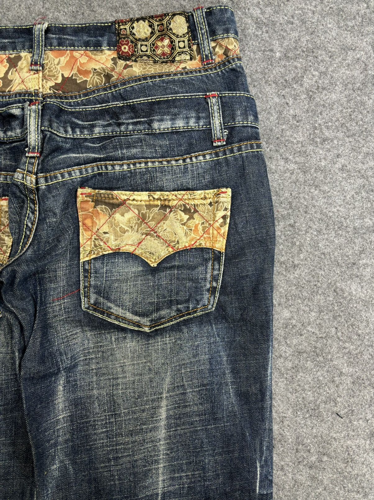 Japanese Brand × Seditionaries 💥Double Waist💥Floral Motives Slash Fades Denim F539 Size US 32 / EU 48 - 9 Thumbnail