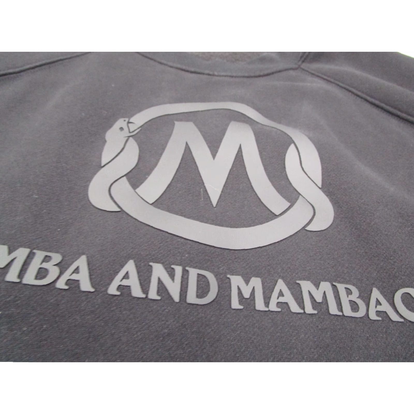 Vintage Mamba & Mambacita Sweatshirt Mens Large Black Matte Logo Crew Neck Pullover Fleece Size US L / EU 52-54 / 3 - 4 Thumbnail