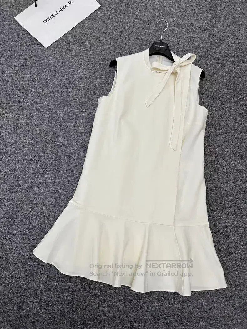 Valentino Valentino Sleeveless dress Size L / US 10 / IT 46 - 1 Thumbnail