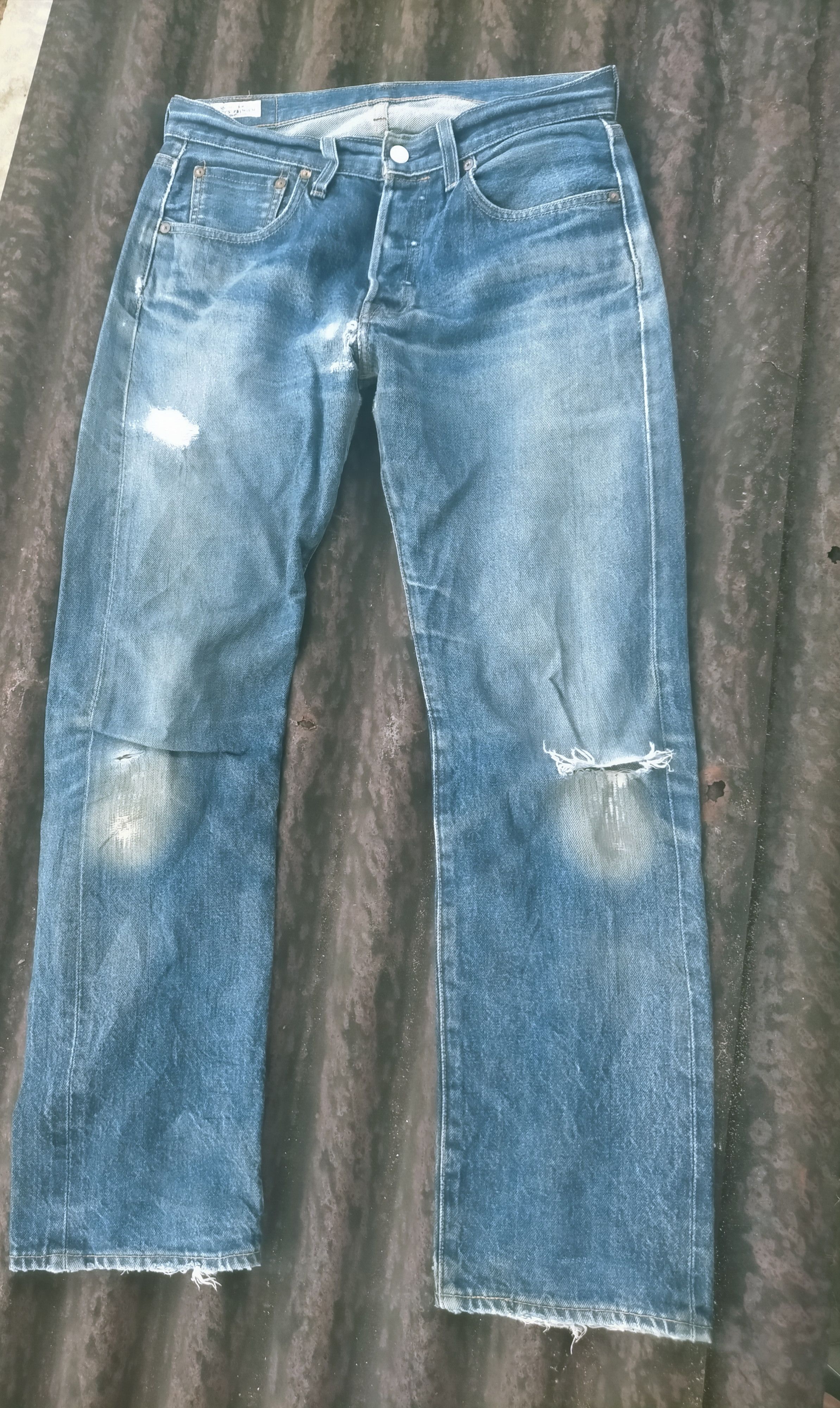 Levi's Vintage Clothing 🔥 Vintage Levis 501 Big E Selvedge Distressed Jeans Size US 30 / EU 46 - 5 Thumbnail