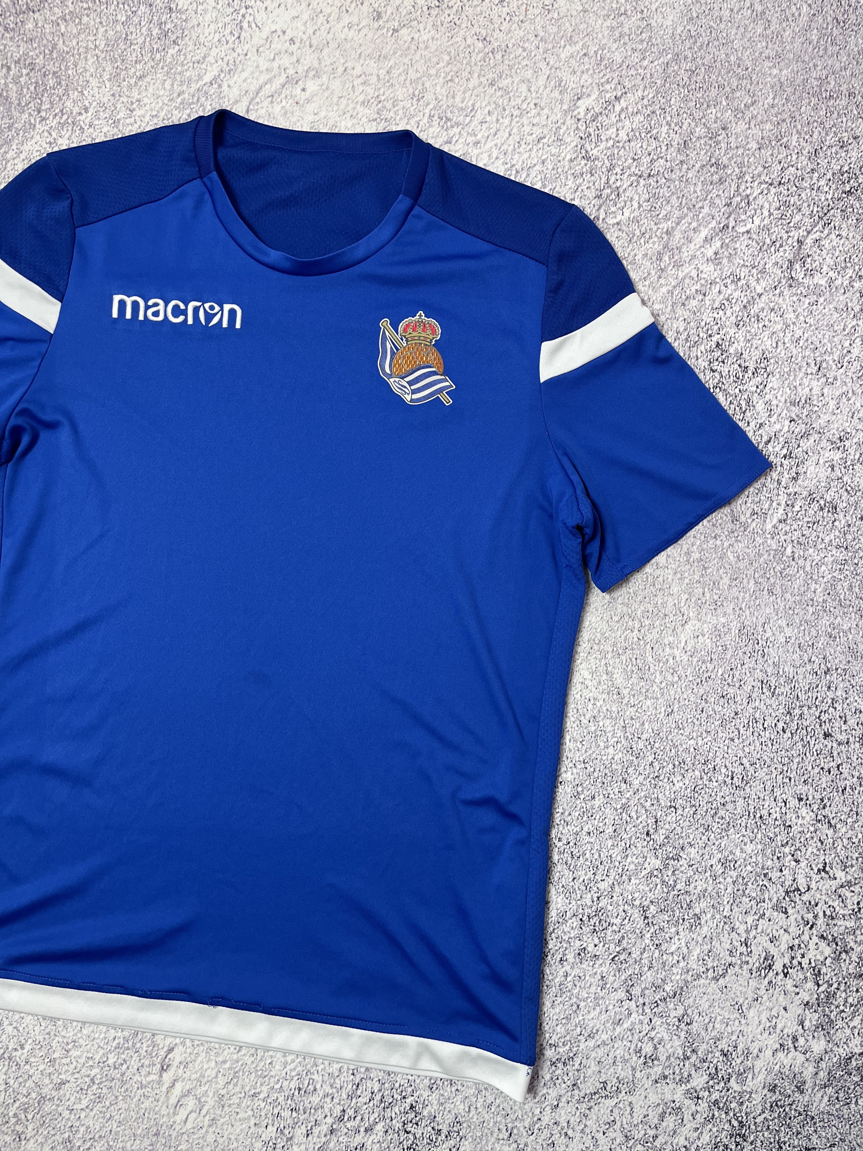 Other MENS soccer jersey macron F.C Real Sociedad size M Size US M / EU 48-50 / 2 - 4 Thumbnail
