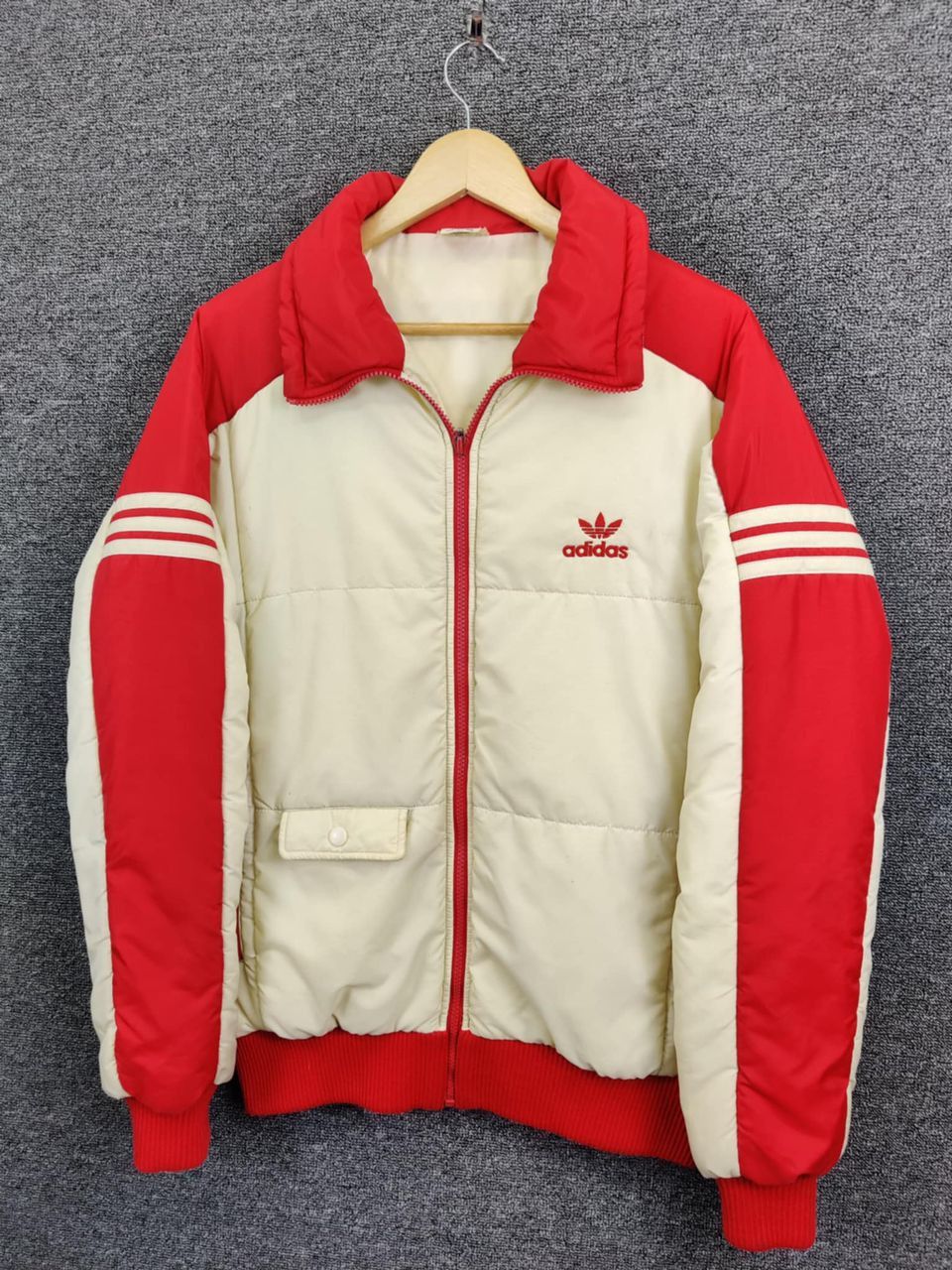 Adidas Vintage 80's Adidas Trefoil Puffer Jacket Size US L / EU 52-54 / 3 - 2 Thumbnail