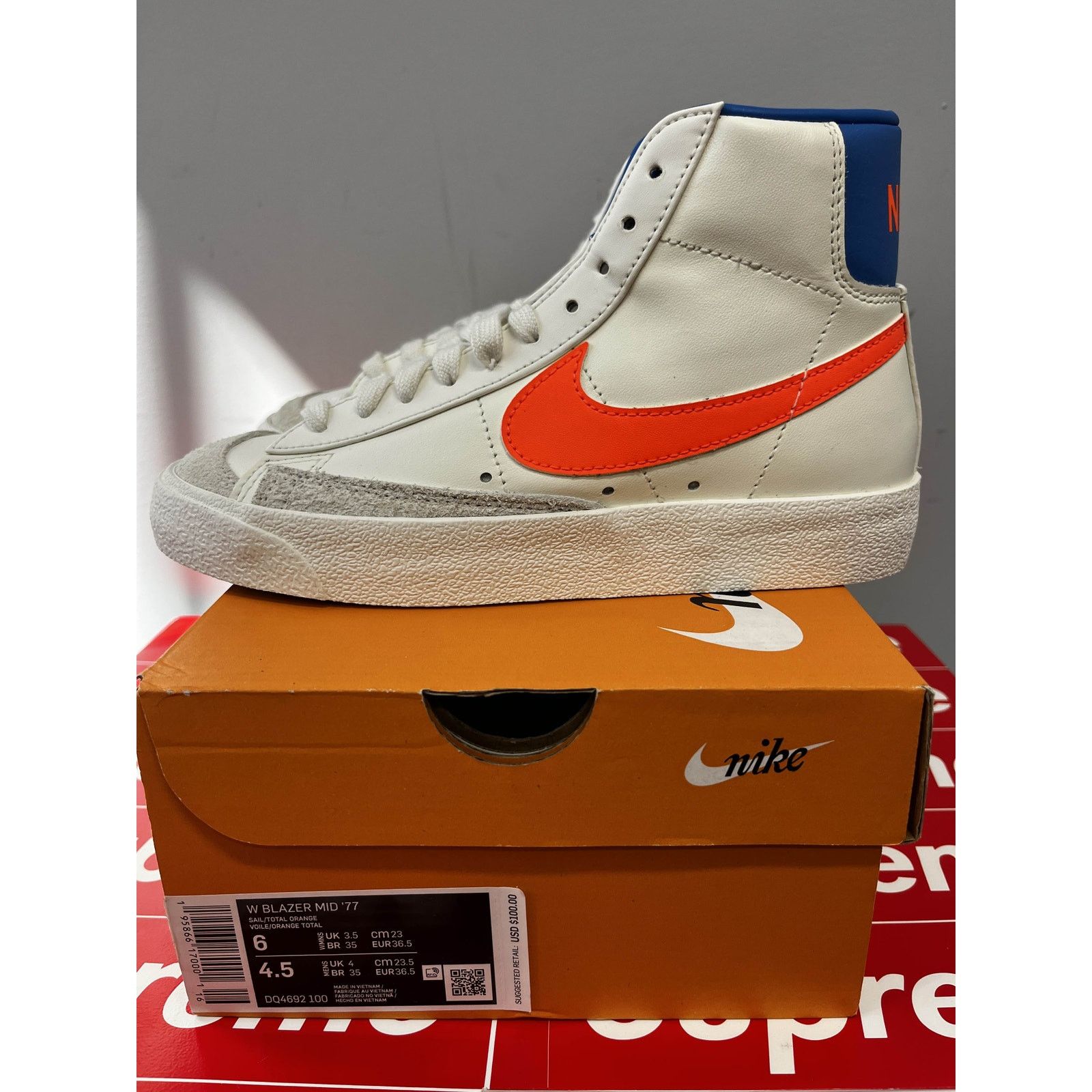 Nike Nike Blazer Mid 77 Sail Total Orange Women's 6 NEW SHIPS NOW Size US 6 / IT 36 - 1 Thumbnail