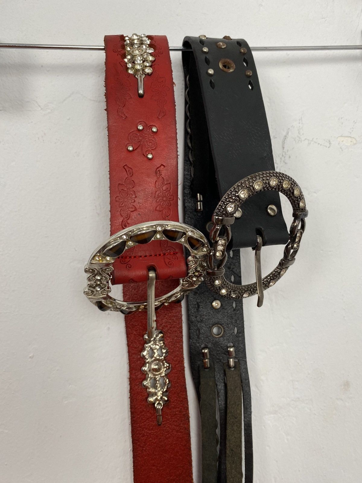 If Six Was Nine Red butterfly flower crystal 100% leather belt Size ONE SIZE - 7 Thumbnail