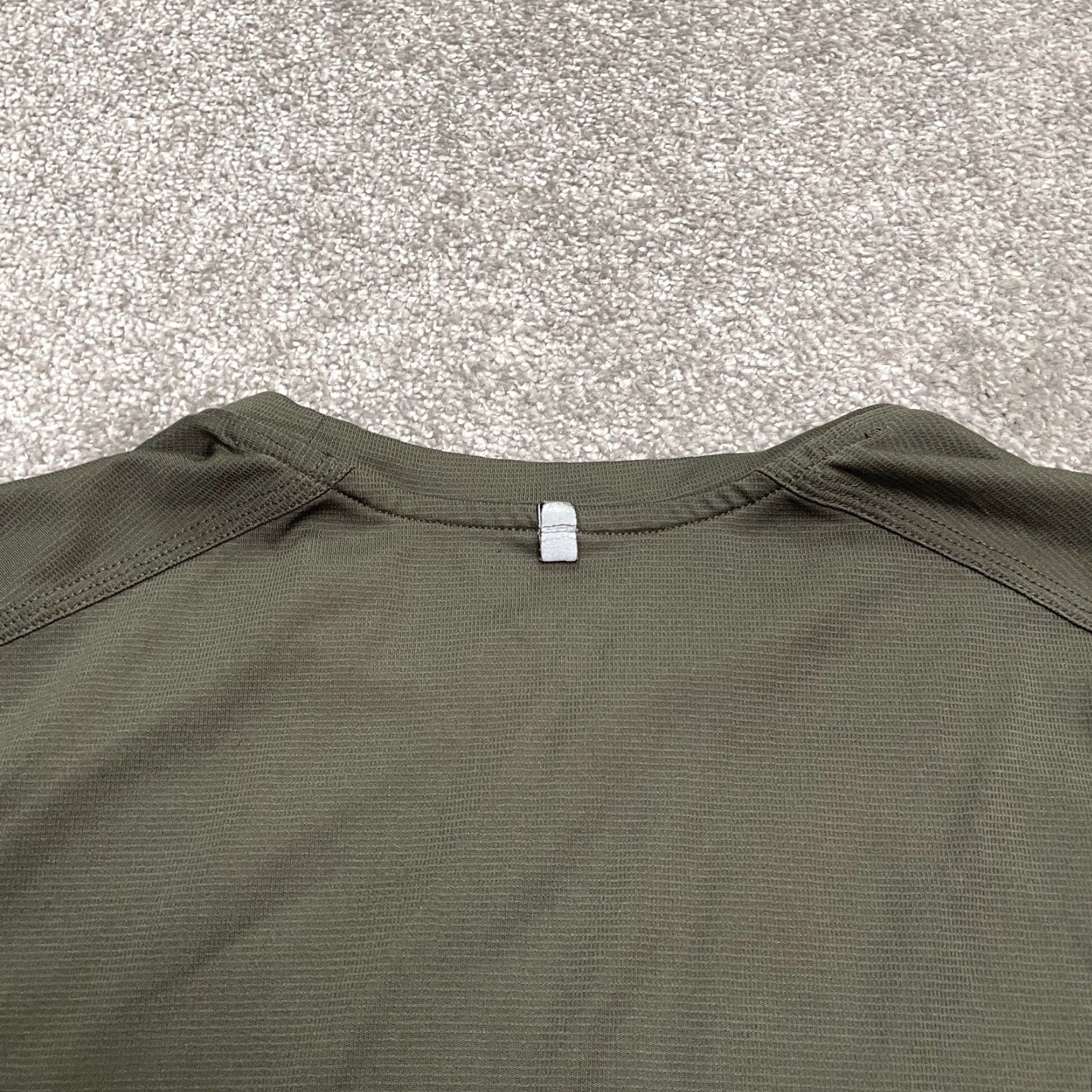 Tek Gear Tek Gear Element Series T-Shirt Mens Medium Gray Crew Neck Activewear All Seasons Breathsble Lightweight Short Sleeve Regular Fit Size US M / EU 48-50 / 2 - 4 Thumbnail