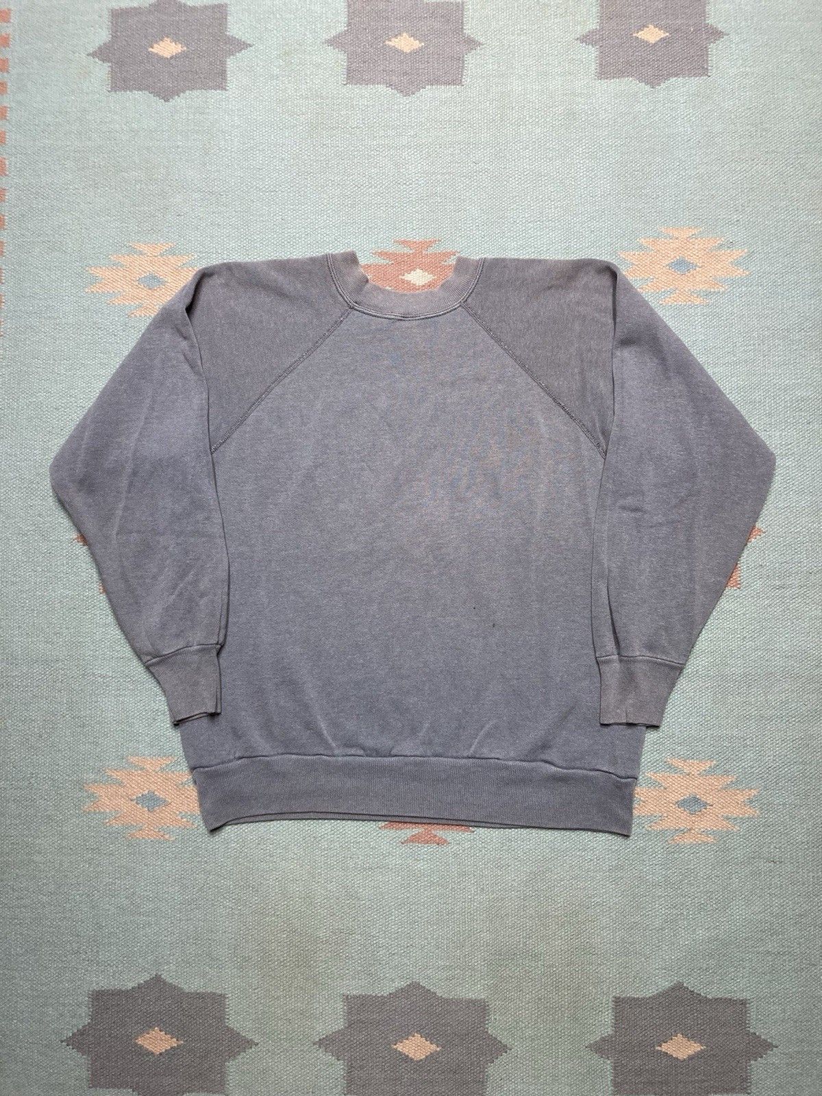 Vintage Vtg 80s crewneck sweatshirt blank stone soft made USA large Size US L / EU 52-54 / 3 - 6 Thumbnail