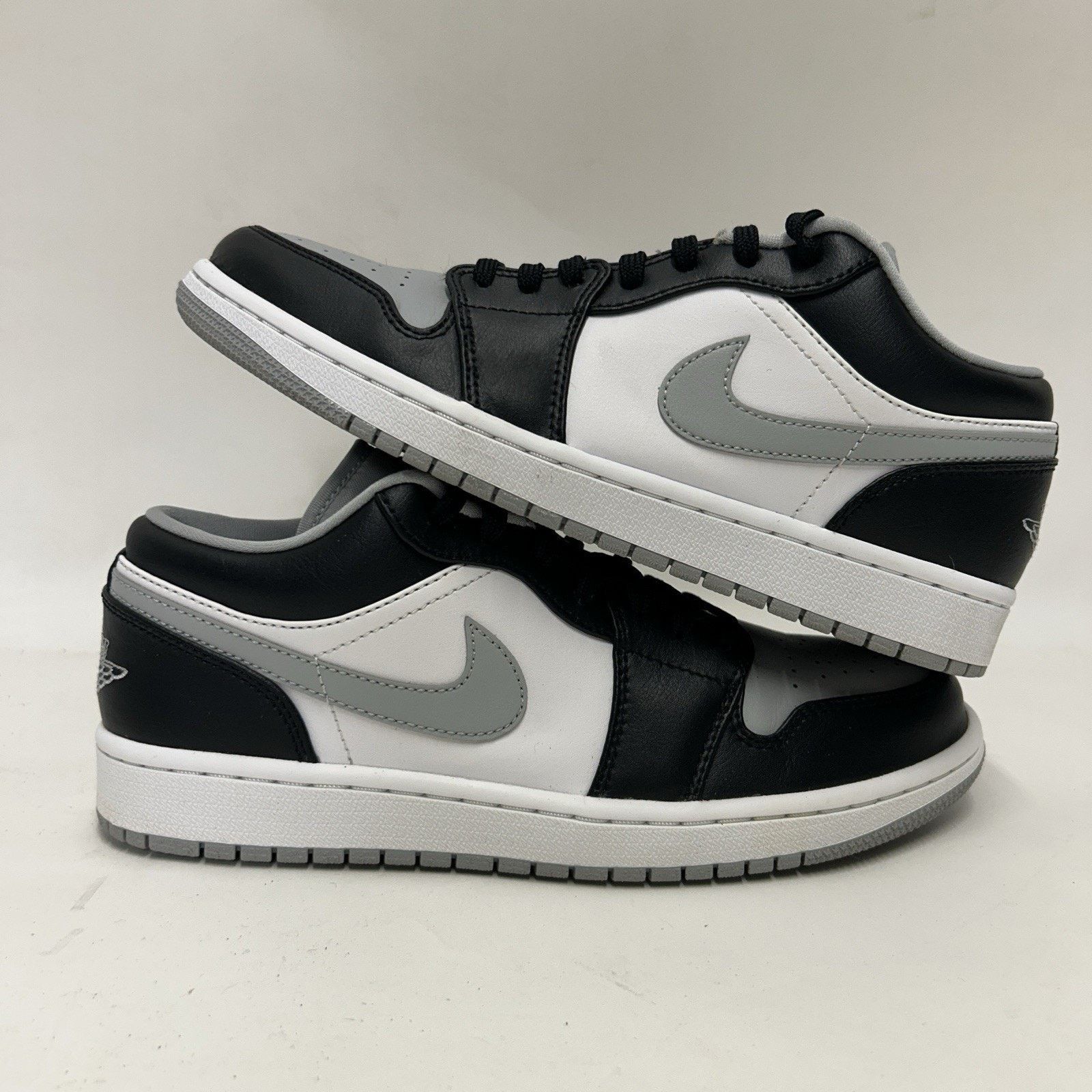 Jordan Brand Nike Air Jordan 1 Low “Smoke Grey/Black Light Grey/White” Size US 8.5 / EU 41-42 - 1 Thumbnail