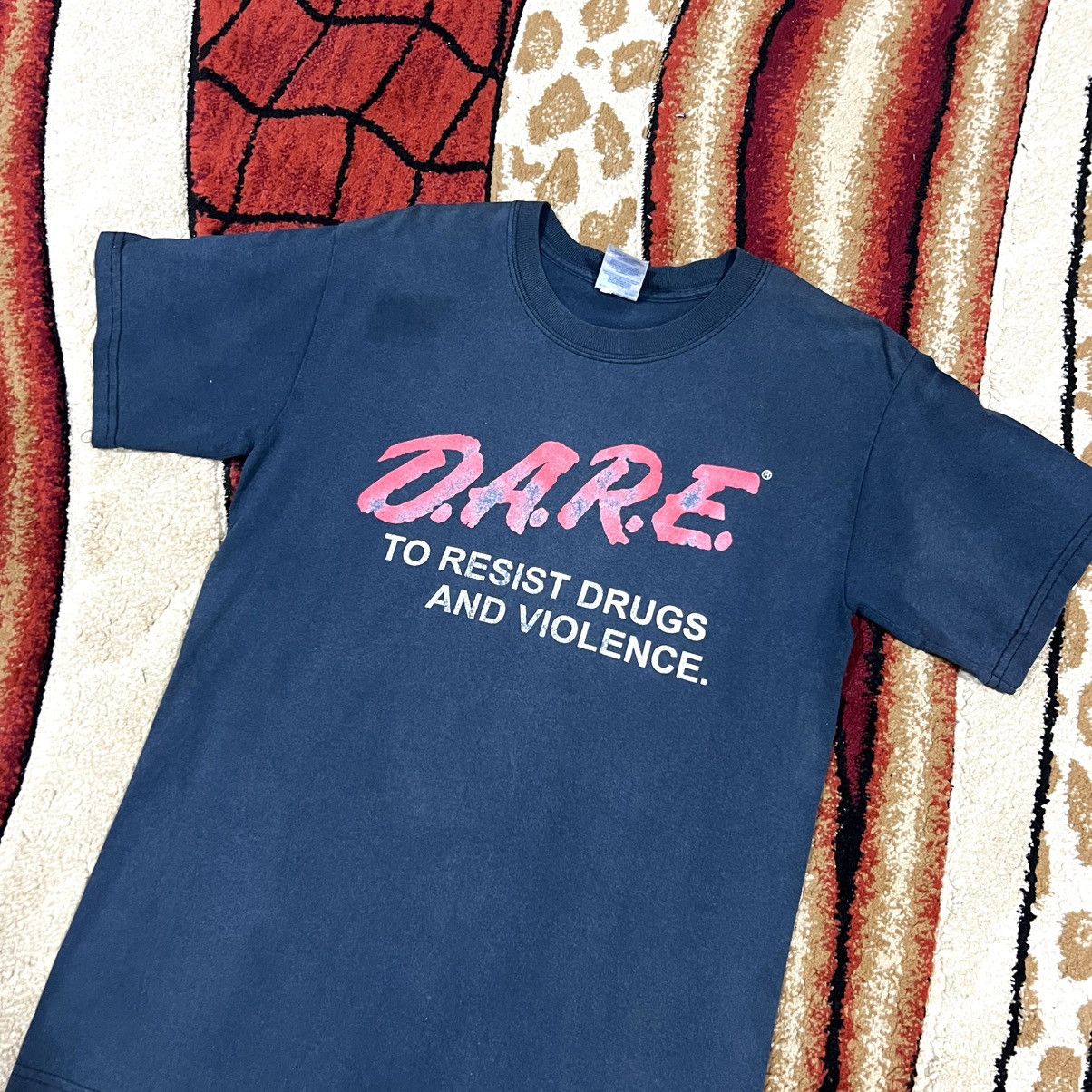 D.A.R.E Vintage Thrashed Faded D.A.R.E T Shirt Size US S / EU 44-46 / 1 - 2 Thumbnail