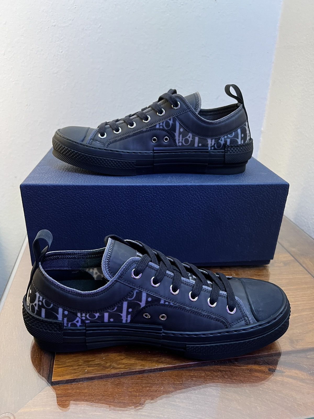 靴 Dior B23 Low Top Canvas Oblique Black 42 Dior B23 Low Top Black Oblique Sneakers - Size US 8 - w/ Box