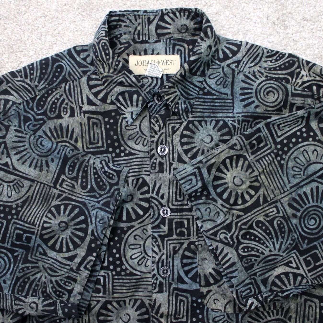 Vintage Johari West Hawaiian Shirt Mens XL Blue Batik Tribal Cotton Short Sleeve Button-Up Casual Geometric Pattern Size US XL / EU 56 / 4 - 2 Thumbnail