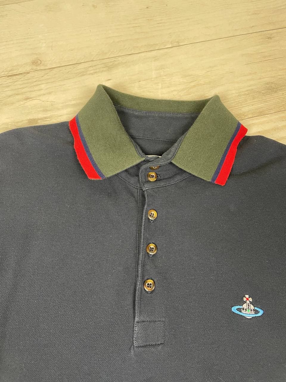 Vivienne Westwood Vivienne Westwood Polo Shirt Logo Orb Luxury Size US L / EU 52-54 / 3 - 11 Thumbnail