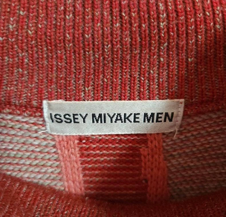 Issey Miyake issey miyake Red striped sweater Size US M / EU 48-50 / 2 - 5 Thumbnail
