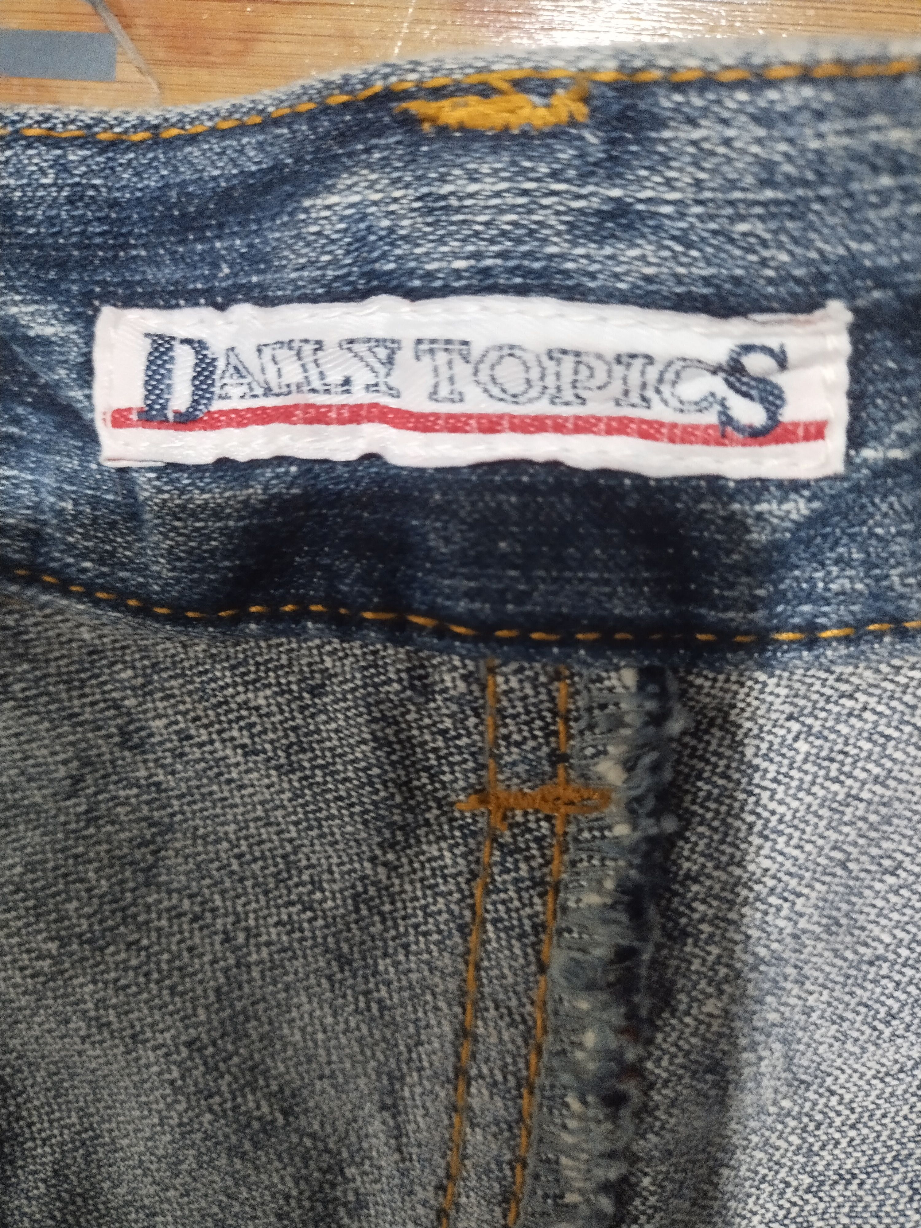 Japanese Brand × Vintage Jeans Daily Topics " Baggy Style" Sz 30" Size US 30 / EU 46 - 9 Thumbnail